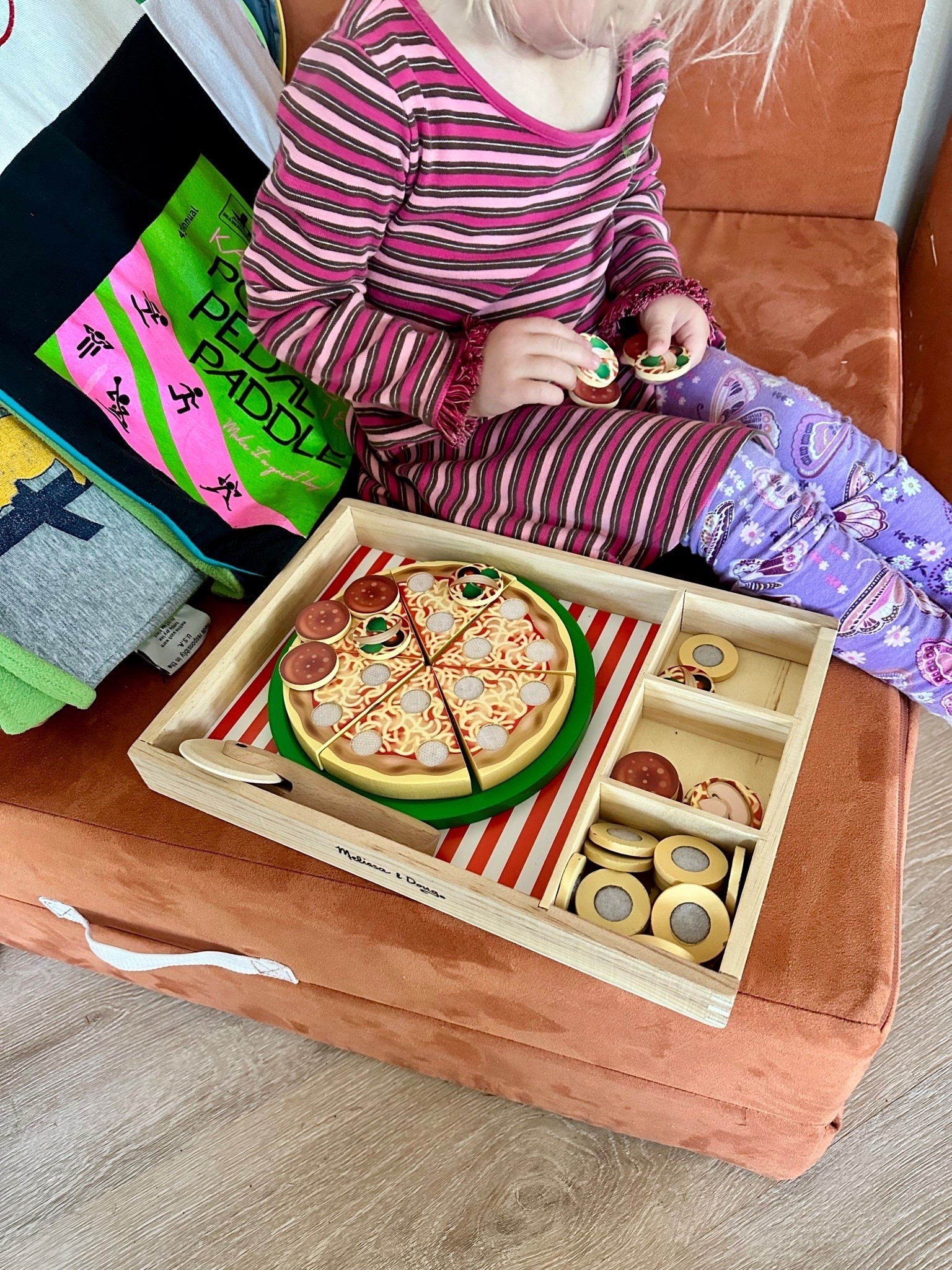 🍕 A screen-free classic kids actually play with. The Melissa & Doug Wooden Pizza Party Set keeps toddlers busy with pretend play, fine motor skills, and endless topping combos. Perfect for play kitchens + gifting.
#LTKkids #LTKfamily #PretendPlay #MelissaAndDoug #MontessoriInspired #ToddlerToys #ScreenFreePlay

#LTKKids #LTKValentine #LTKmomlife