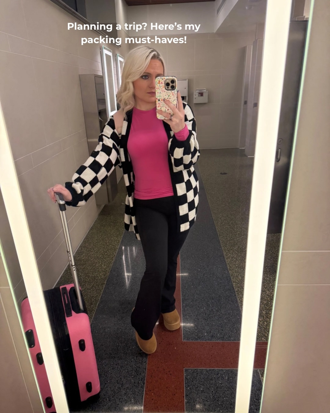 Planning at trip? These are my must-haves no matter where I am traveling ✈️ 
Find all of the links to these items in my LTK.it, link in bio! ✨ 
•
#packinglist #travelmusthaves #amazontravel #traveltips