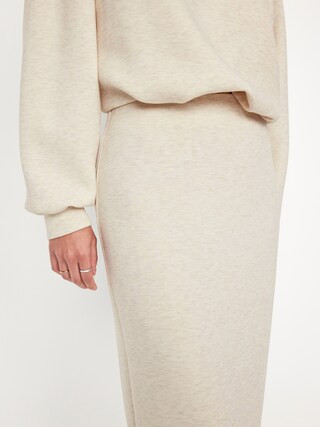 Extra High-Waisted Bounce Fleece Midi Skirt | Old Navy (US)