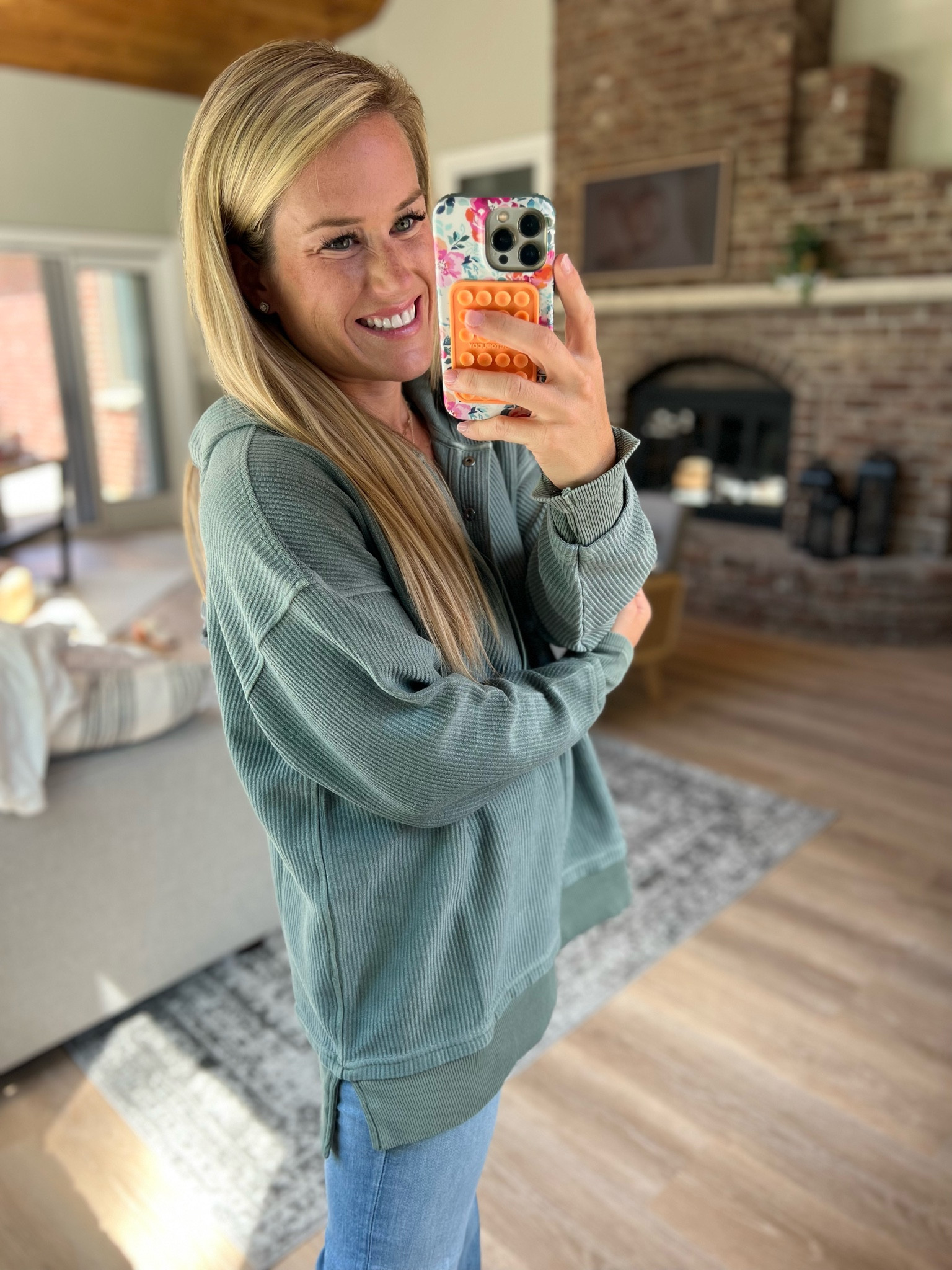 Aerie 
Aerie haul
Casual outfit 
Lounge set
Fall fashion 
Over sized fit 

#LTKBacktoSchool #LTKU #LTKSeasonal