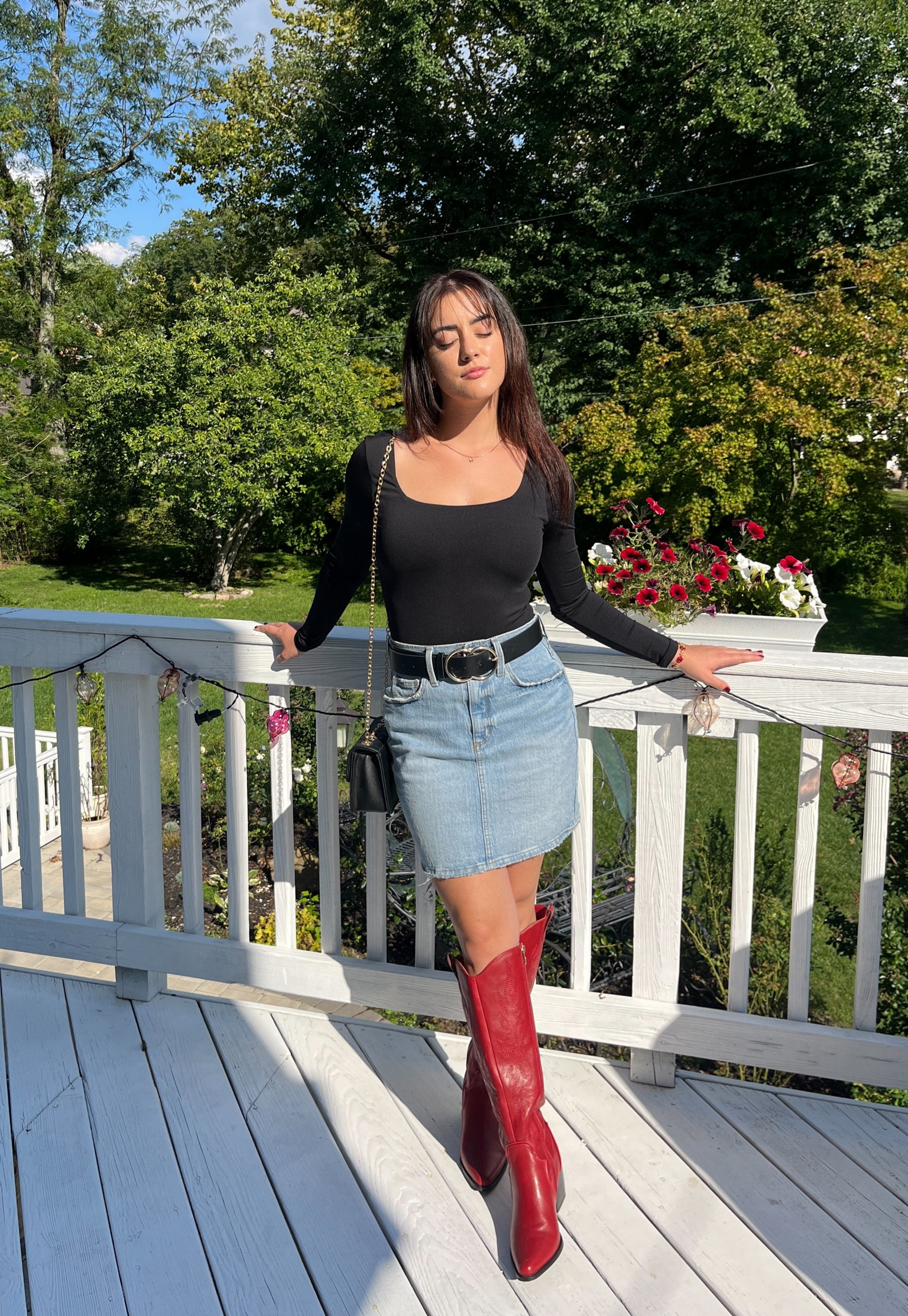 my go-to fall outfit inspo 🍁✨

fall outfits, fall style, ltk fall sale, denim mini skirt, black bodysuit, red boots, red knee high boots, black purse, date night outfit

#LTKSale #LTKstyletip #LTKSeasonal