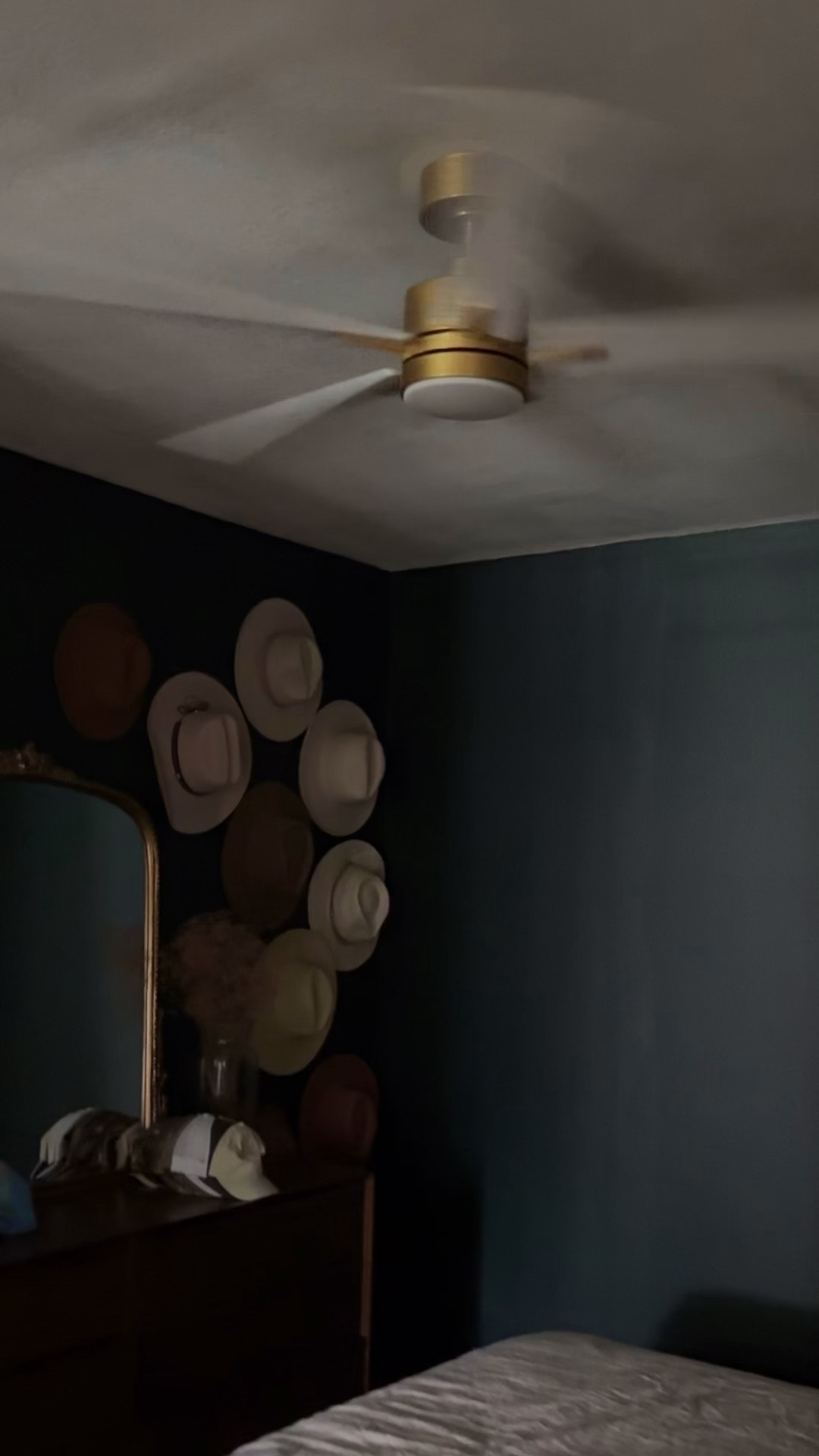 Ceiling fan

#LTKOver40 #LTKmomlife