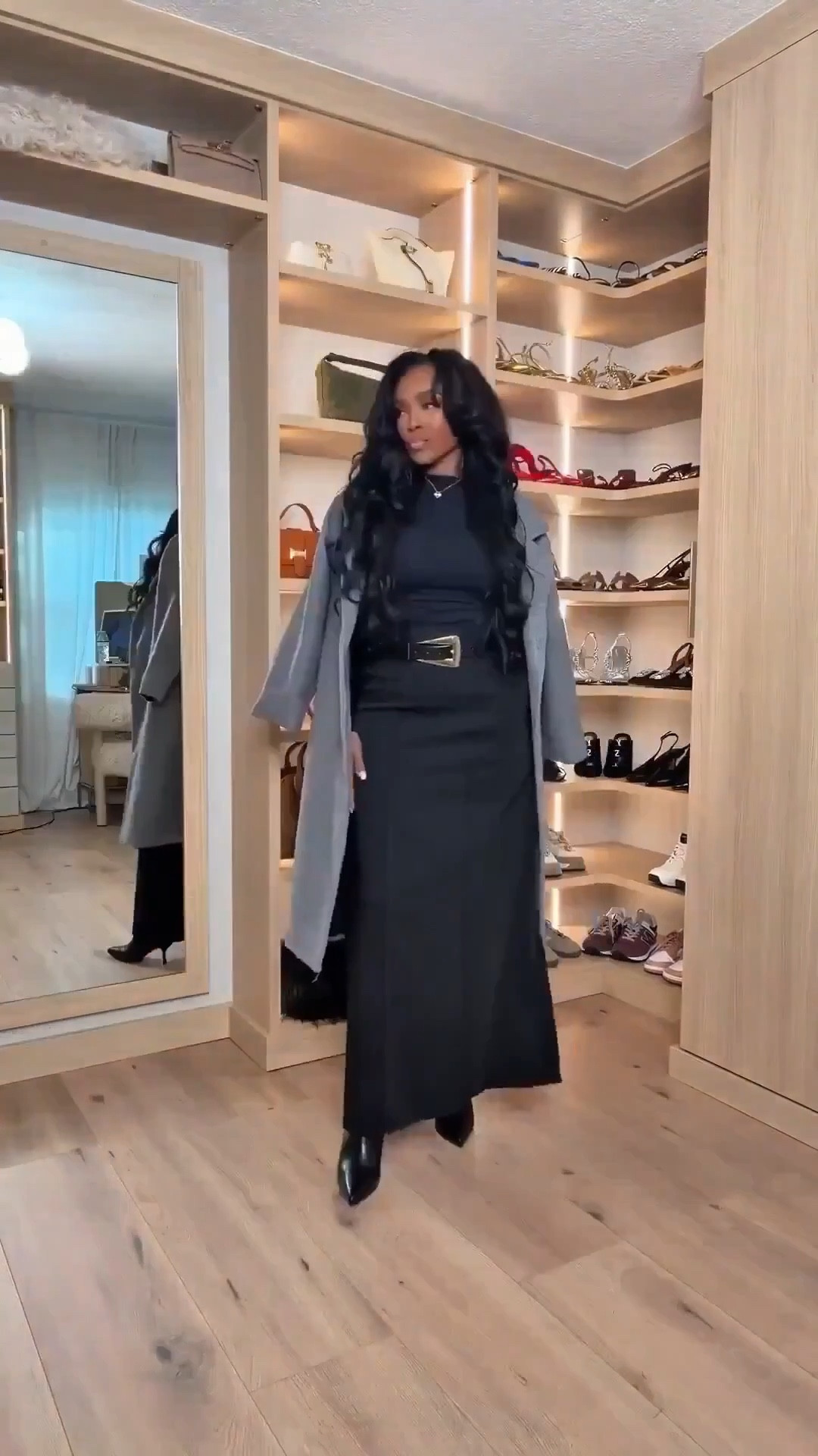 Scroll to shop!! Clean lines, neutral tones, and elevated layers make this outfit feel powerful without trying too hard ✨

#LTKWorkwear #LTKPetite #LTKdayinmylife