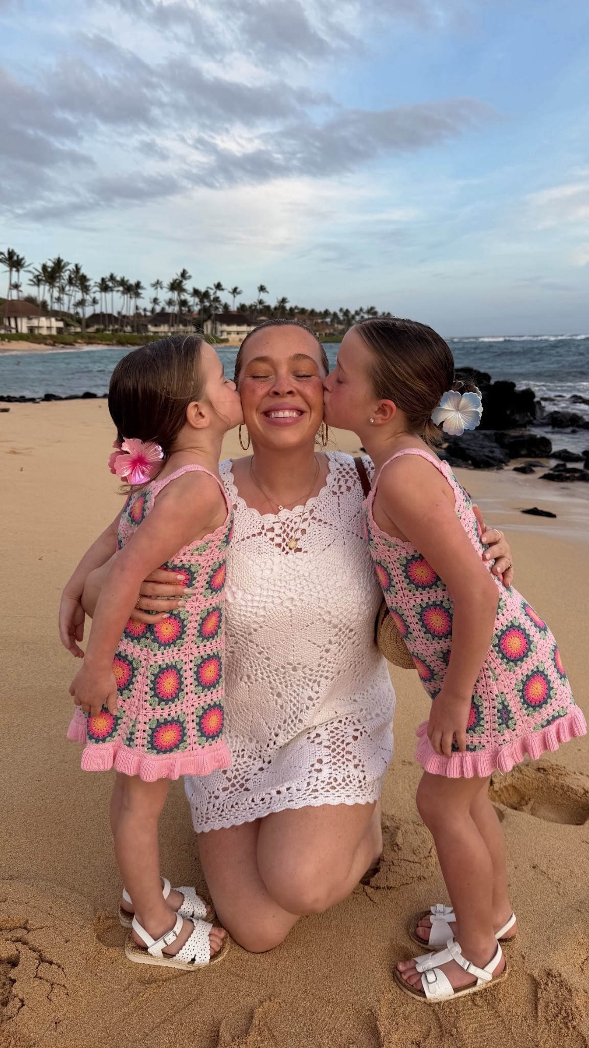 Hawaii Vacation Outfits for mom and daughters 🌺🫶🏻☀️🤍 Wearing a size large in the dress! Size 10 | M\L | 5’3"

#LTKootd #LTKTravel #LTKKids