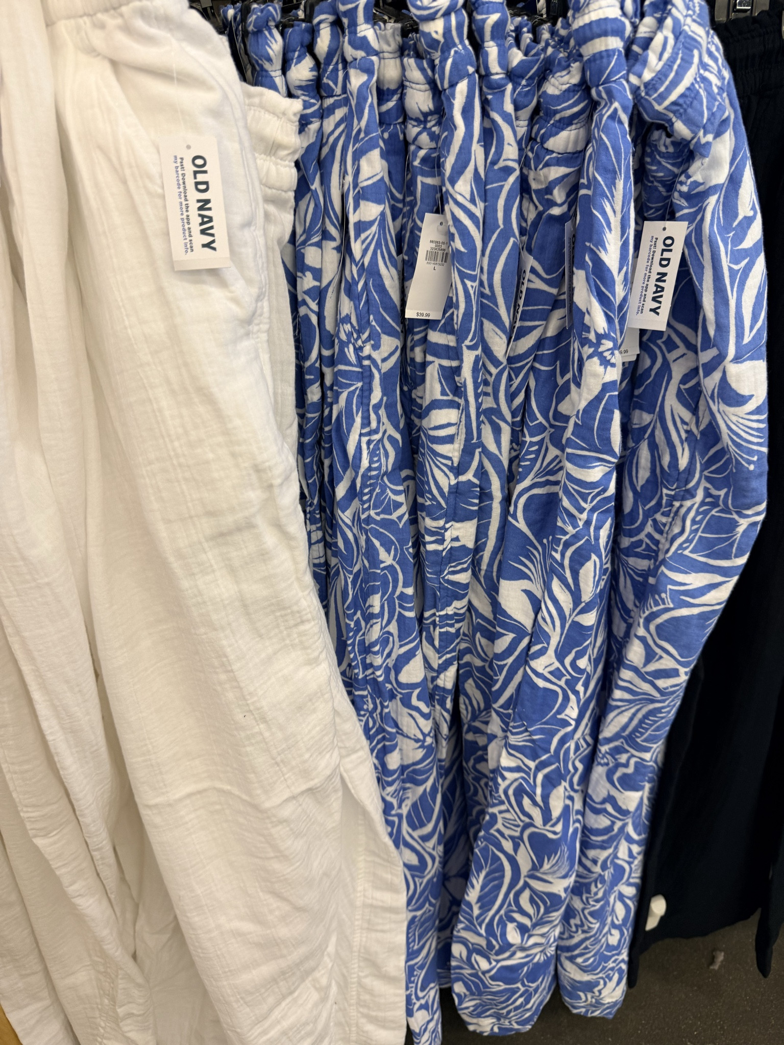 The best thing about spring outfits is how effortless they feel. Cute dresses, cozy matching sets, and lightweight layers that you can style a hundred different ways. It is the season where fashion feels fun again and you can play with colors, prints, and textures.

This look is linked on my LTK so you can shop the full outfit.

#ShoppingWithPriiincesss #SpringFashion #SpringOutfitIdeas #LTKStyle #LTKFashion #FashionFinds #EverydayFashion #ChicStyle #MomStyle #StyleInspo #FashionInspo #WardrobeRefresh #SpringLooks #AtlantaMom #Atlantamom #Atlantabloggers #Atlantablogger #AtlantaCreator #Atlantacontentcreators #Atlantacontentcreator

#LTKTravel #LTKSpringSale #LTKSeasonal