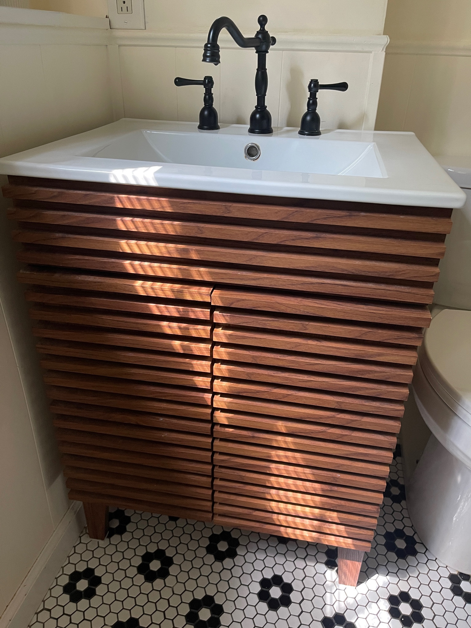 Our bathroom vanity is on sale for wayfair’s 5 days of deals



#LTKxWayfair #LTKSaleAlert #LTKHome