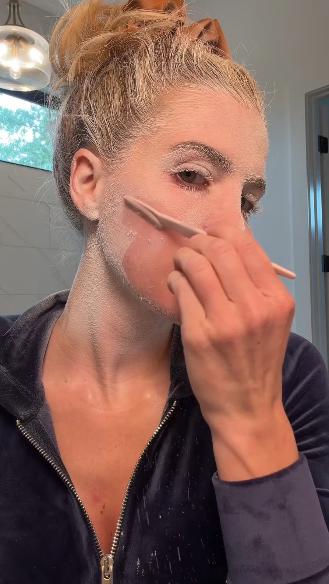 instantly get glowing skin ✨✨✨ thank me later 

#ltkskin #skinproduct #face 

#LTKgrwm