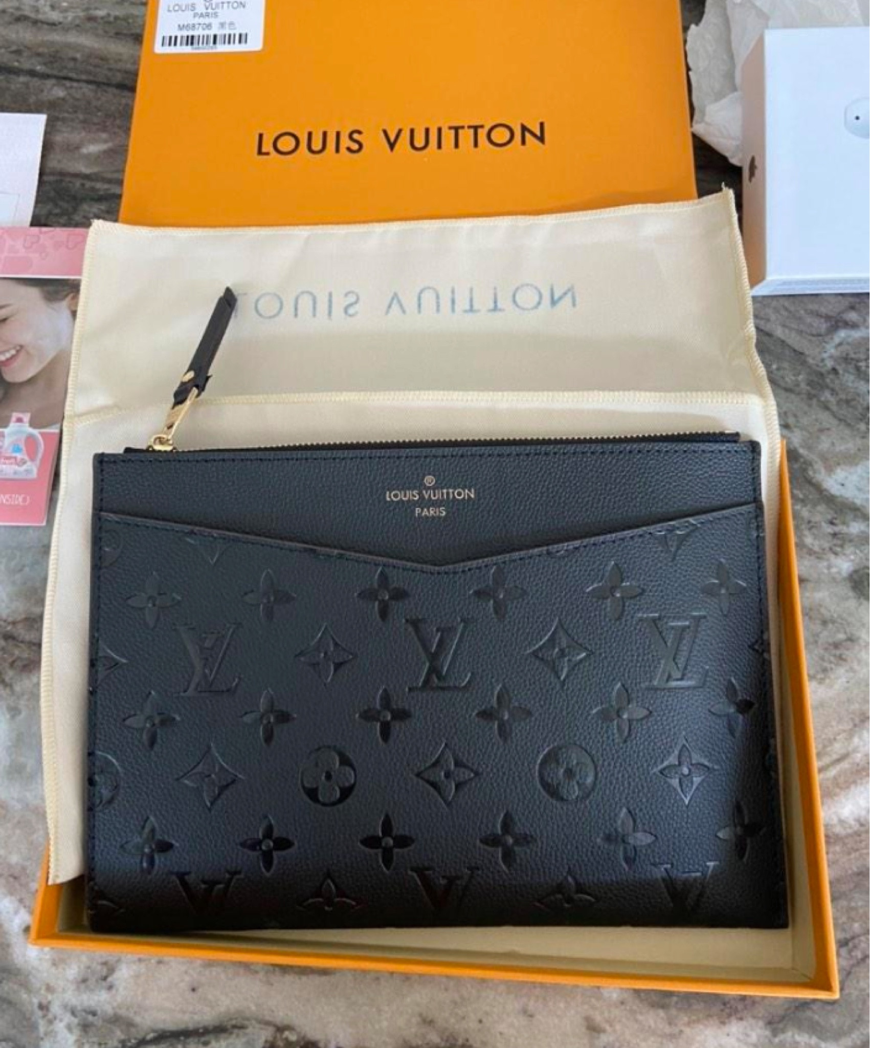 Lv pochette 🖤 $40 https://bit.ly/3jpnscL #dhgate dhgate

#LTKunder50 #LTKFind #LTKSale