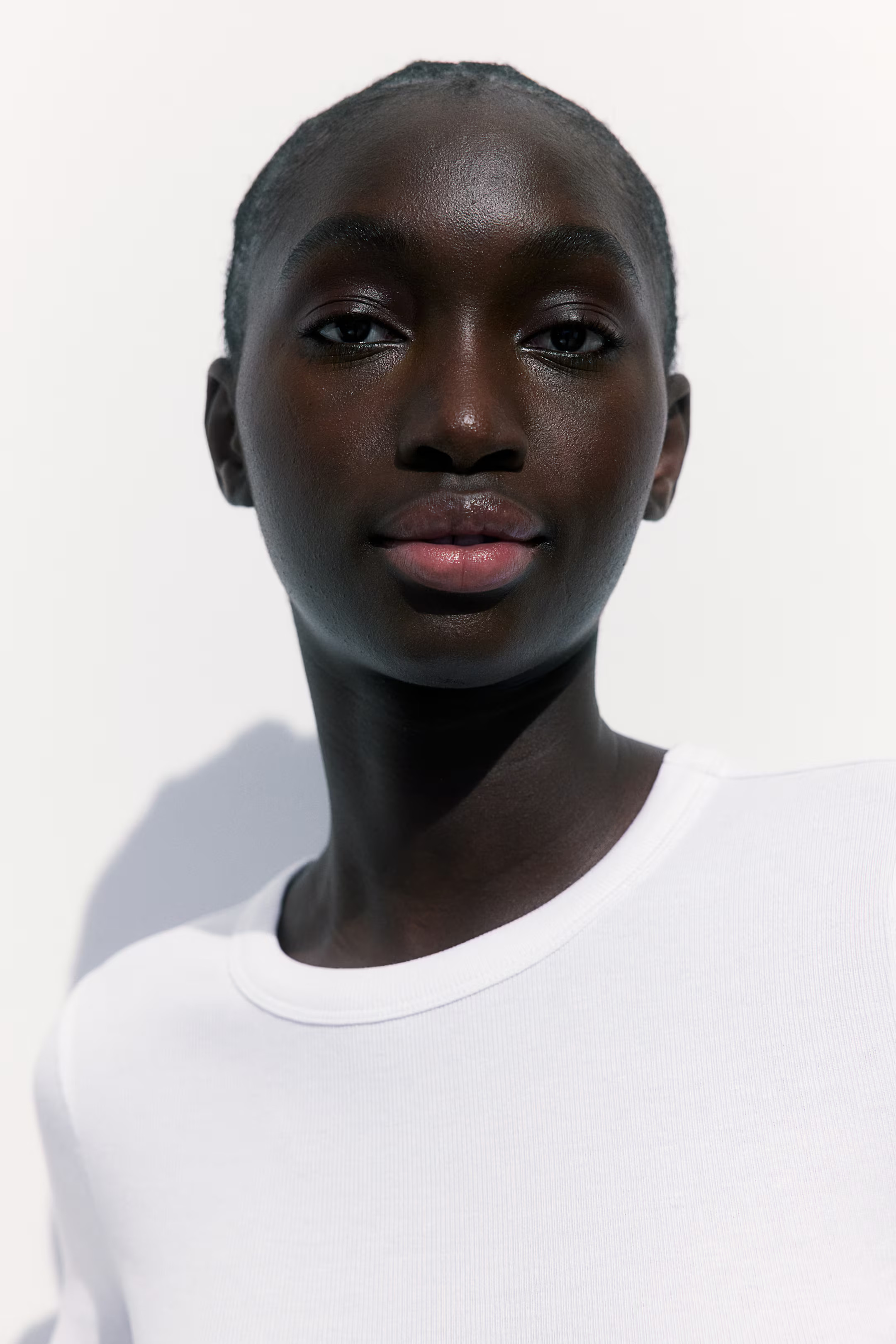 MAMA Ribbed top - Round neck - Short sleeve - White - Ladies | H&M GB | H&M (UK, MY, IN, SG, PH, TW, HK)