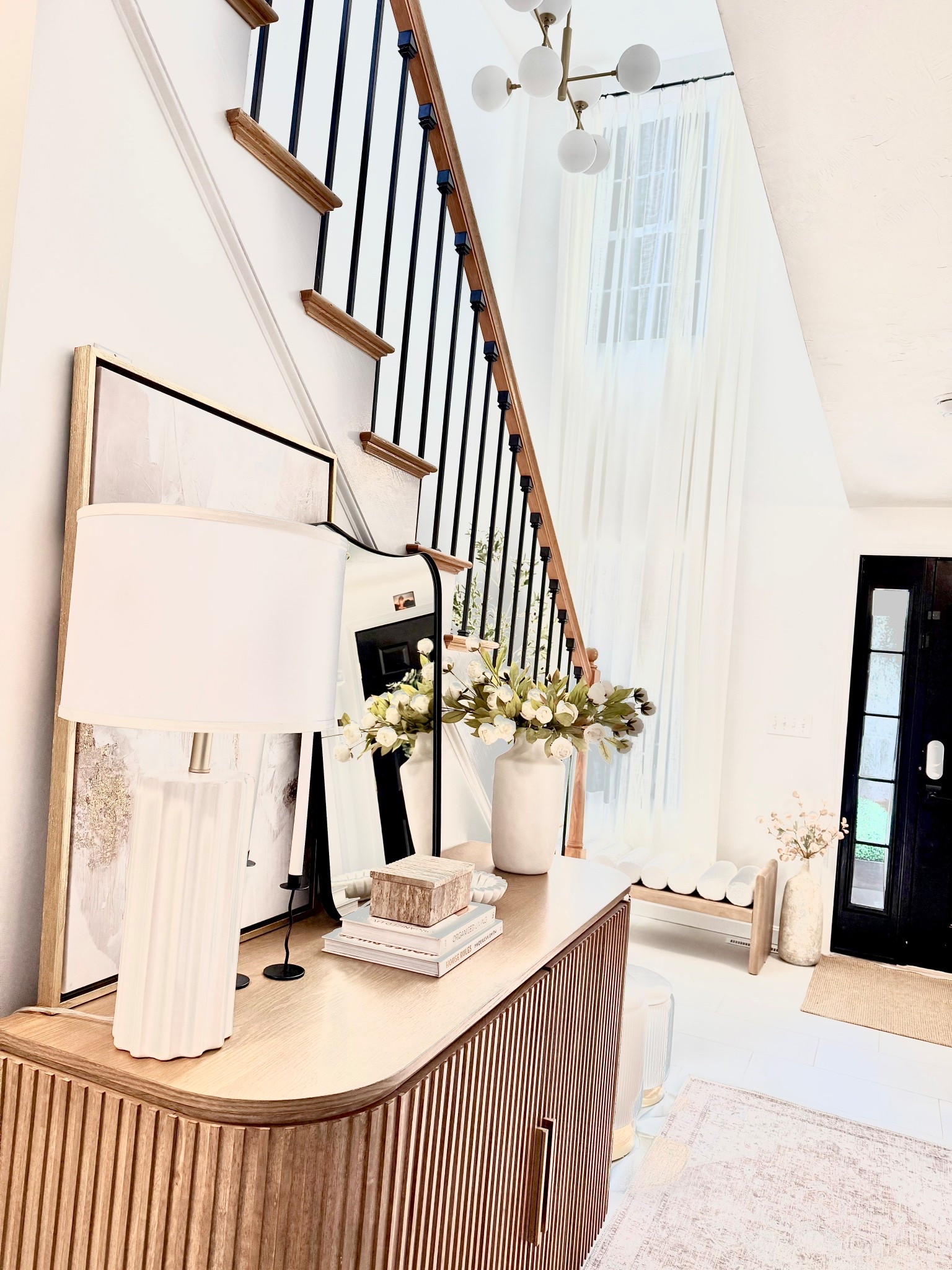Finally finished our foyer 🤩 


#foyer #entryway #interiordesign #interiordecor #homedecor #bougieonabudget 

#LTKHome #LTKStyleTip #LTKFindsUnder100