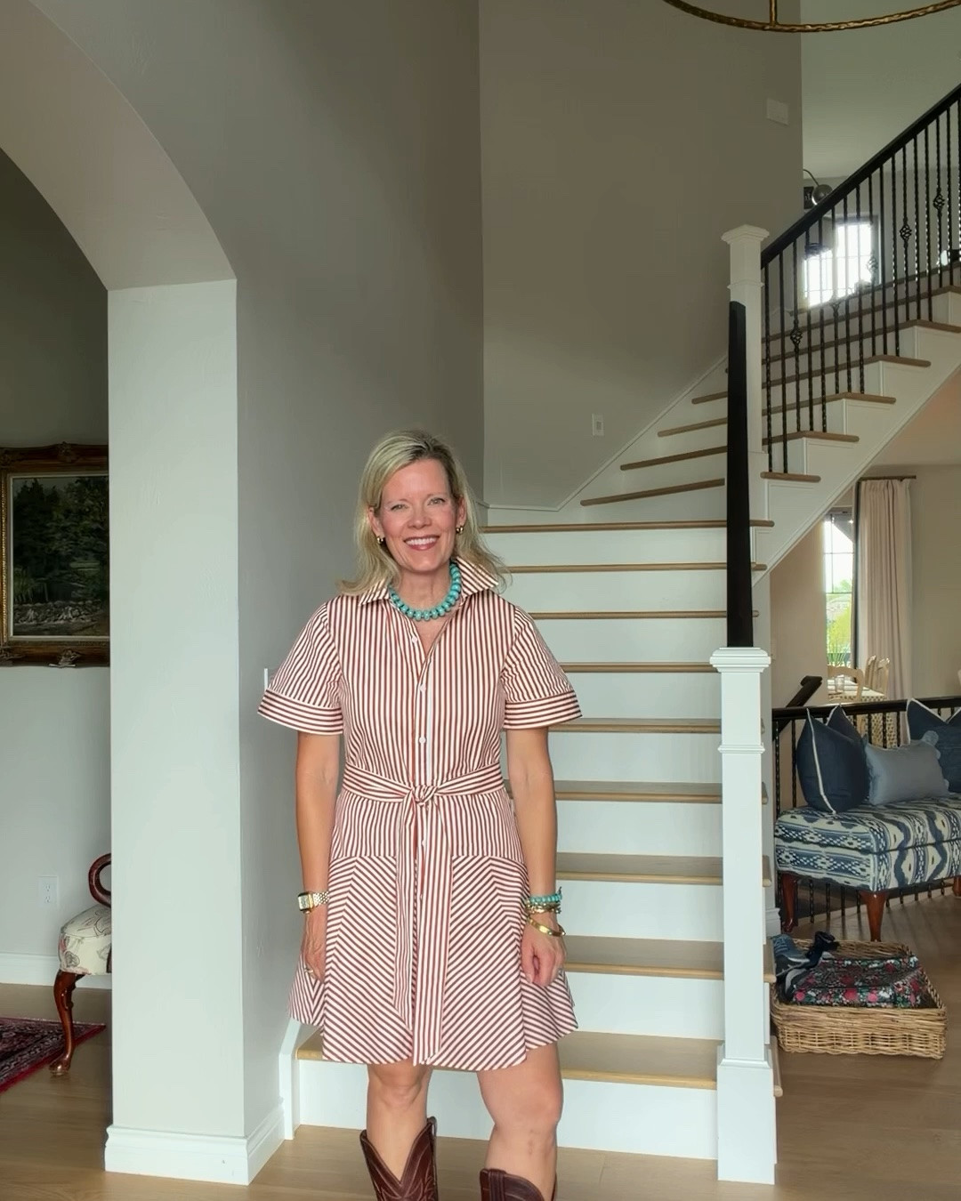 Longhorn Nation- you need this cute game day dress from @Avara! For those of you who don’t love to wear all burnt orange this dress is for you. It’s comfortable, flattering and perfect for hot game days. I am wearing my regular size small and it’s a bit snug so I would consider sizing up if in between sizes.