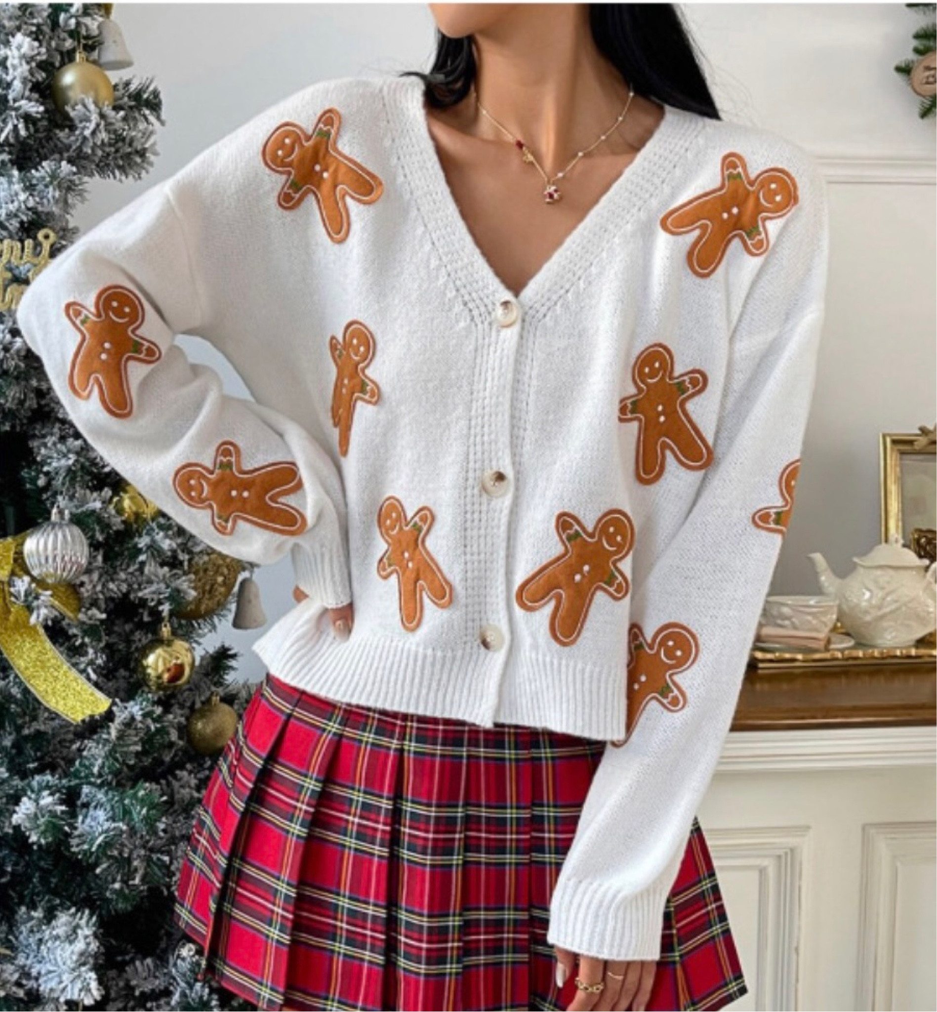 The cutest Christmas gingerbread cardigan 

#LTKHoliday #LTKGiftGuide #LTKSeasonal