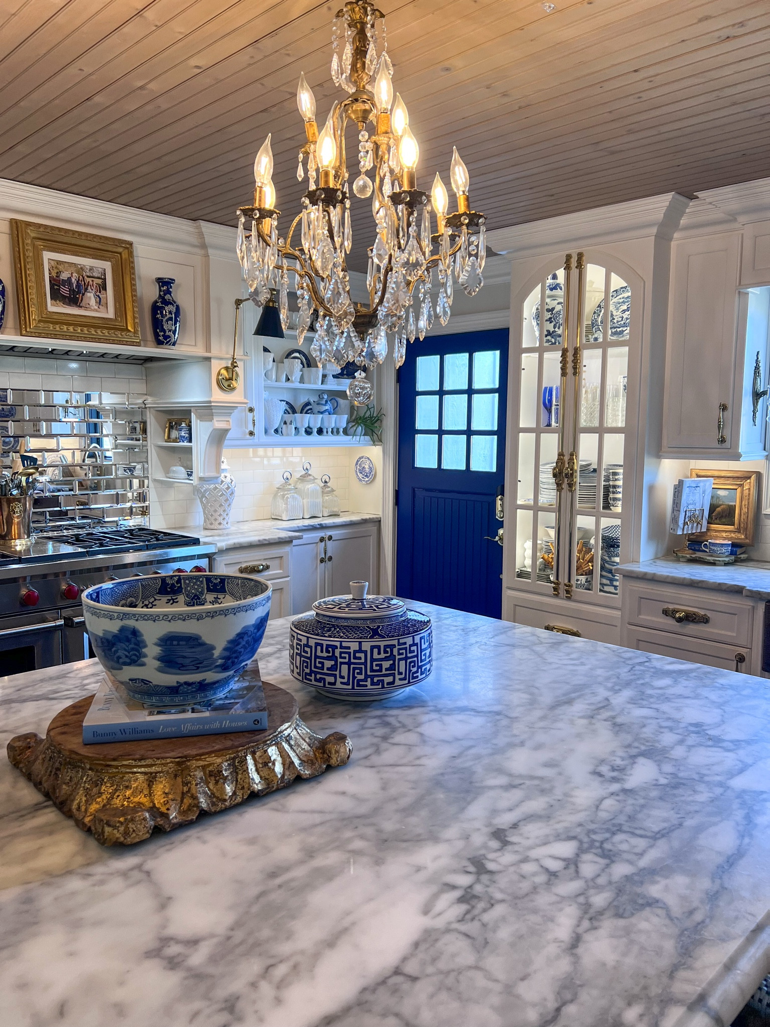 Kitchen style | chinoiserie | blue & white | home decor inspiration | house ideas 

#LTKHome #LTKStyleTip #LTKFamily