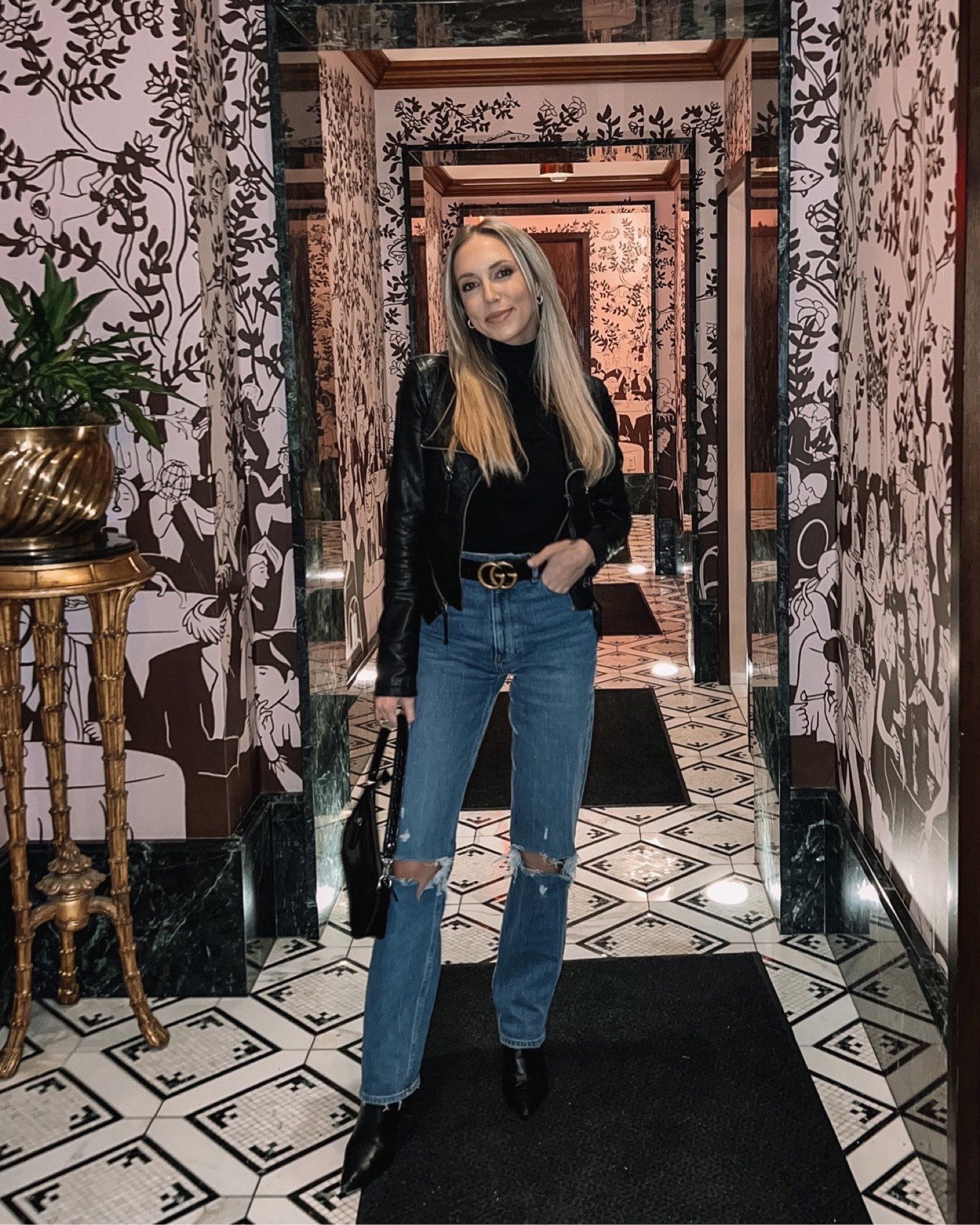 Fall outfit, 90s straight leg jeans, black booties, long sleeve black top, faux leather jacket, date night outfit 

#LTKSeasonal #LTKunder100 #LTKunder50