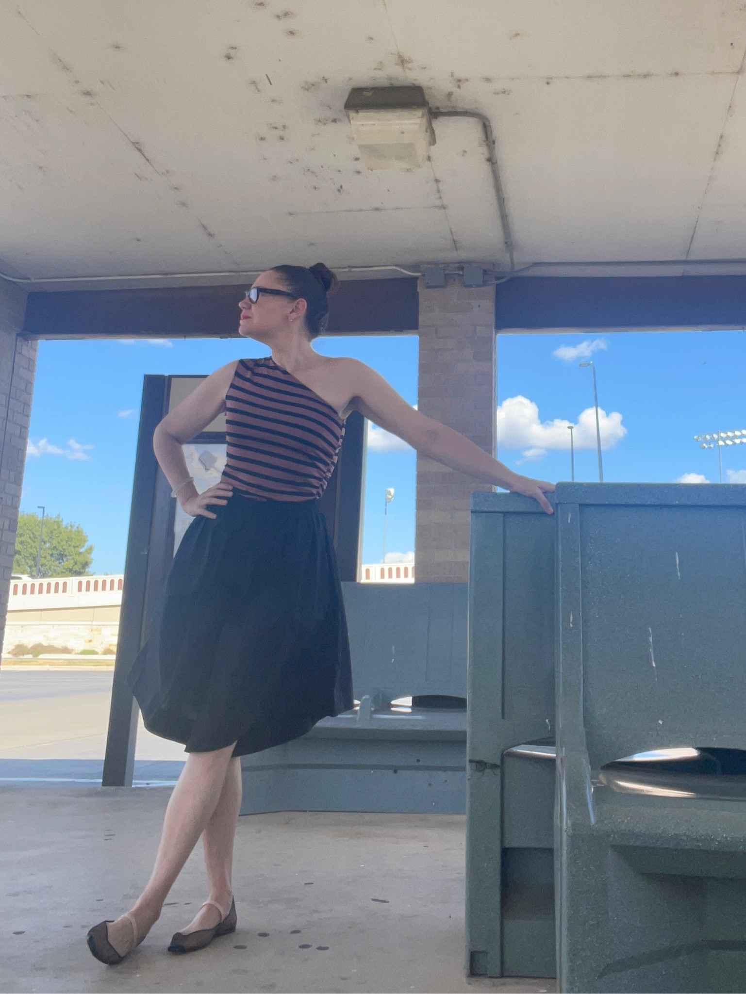 When it’s absolutely fall but feels like summer (still!) and you can’t decided what to wear- one shoulder and long “shorts” seem to be the answer! #investmentpiece 

#LTKOver40 #LTKSeasonal #LTKStyleTip