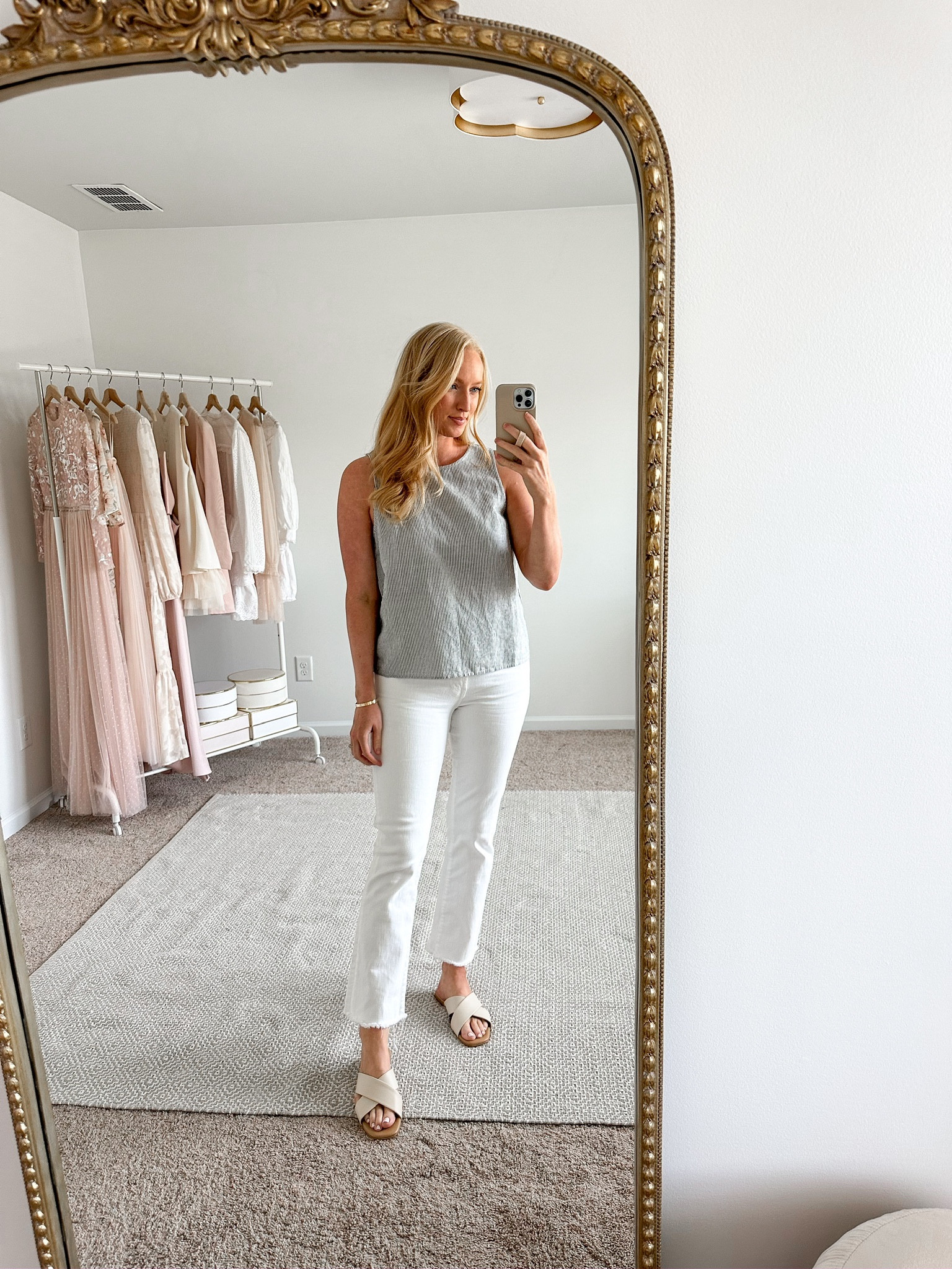 I love this J. Crew Factory tank perfect for a summer workwear look! 

#LTKstyletip #LTKFind #LTKSeasonal