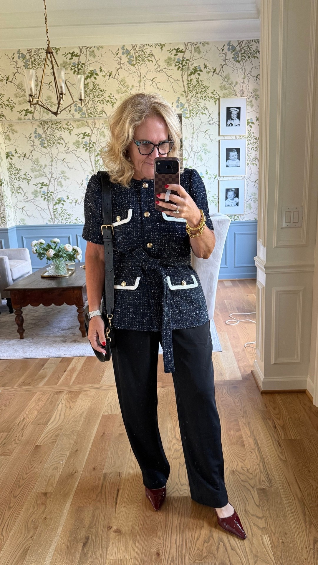 This little tweed jacket really does make the whole outfit. I’m wearing an 8 petite in the jacket and a medium regular in the pants, though I think the petite would be good if you’re under 5’2”.

#LTKootd #LTKWorkwear #LTKOver40