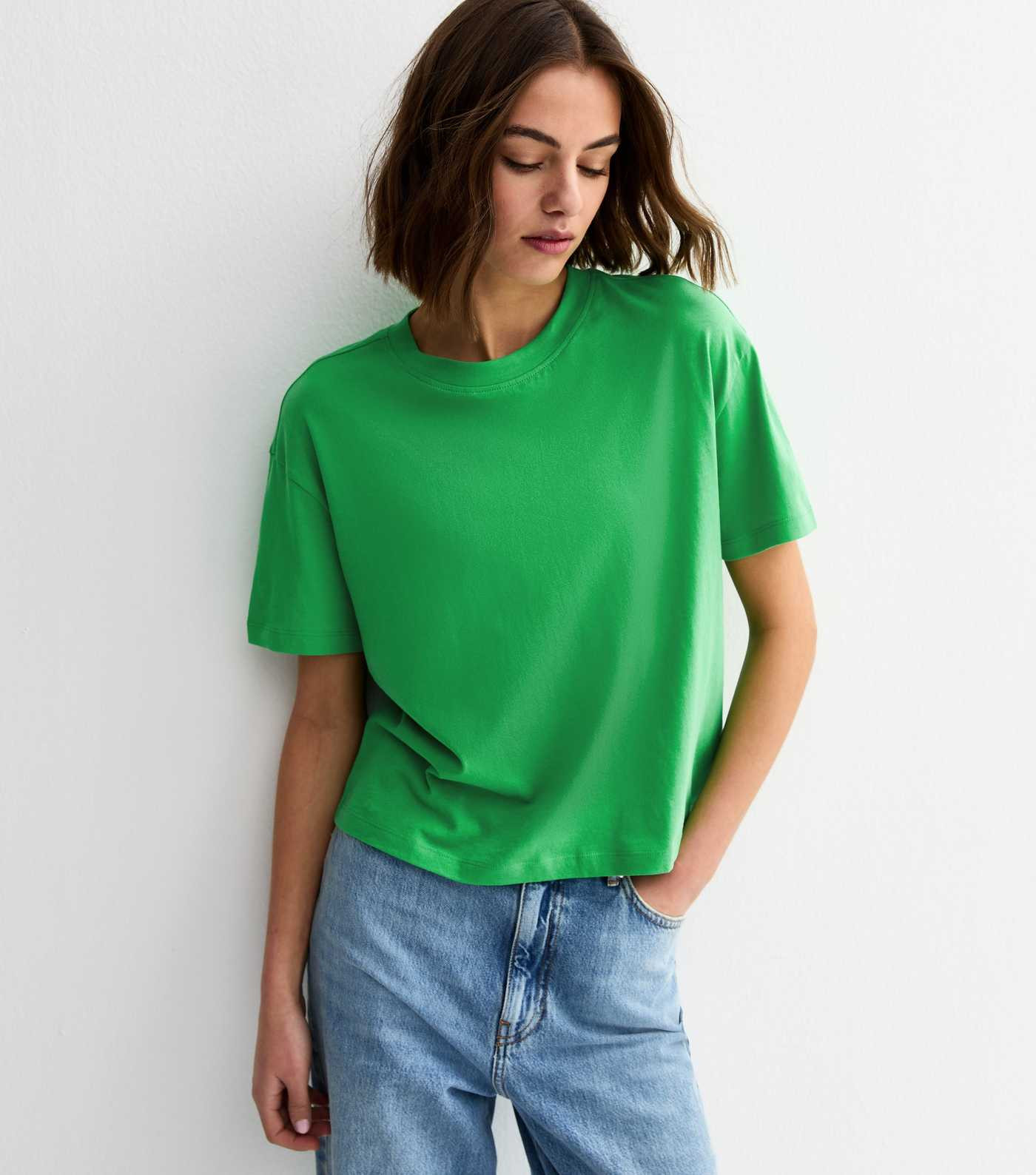 Green Cotton Boxy Fit T-Shirt | New Look | New Look (UK)