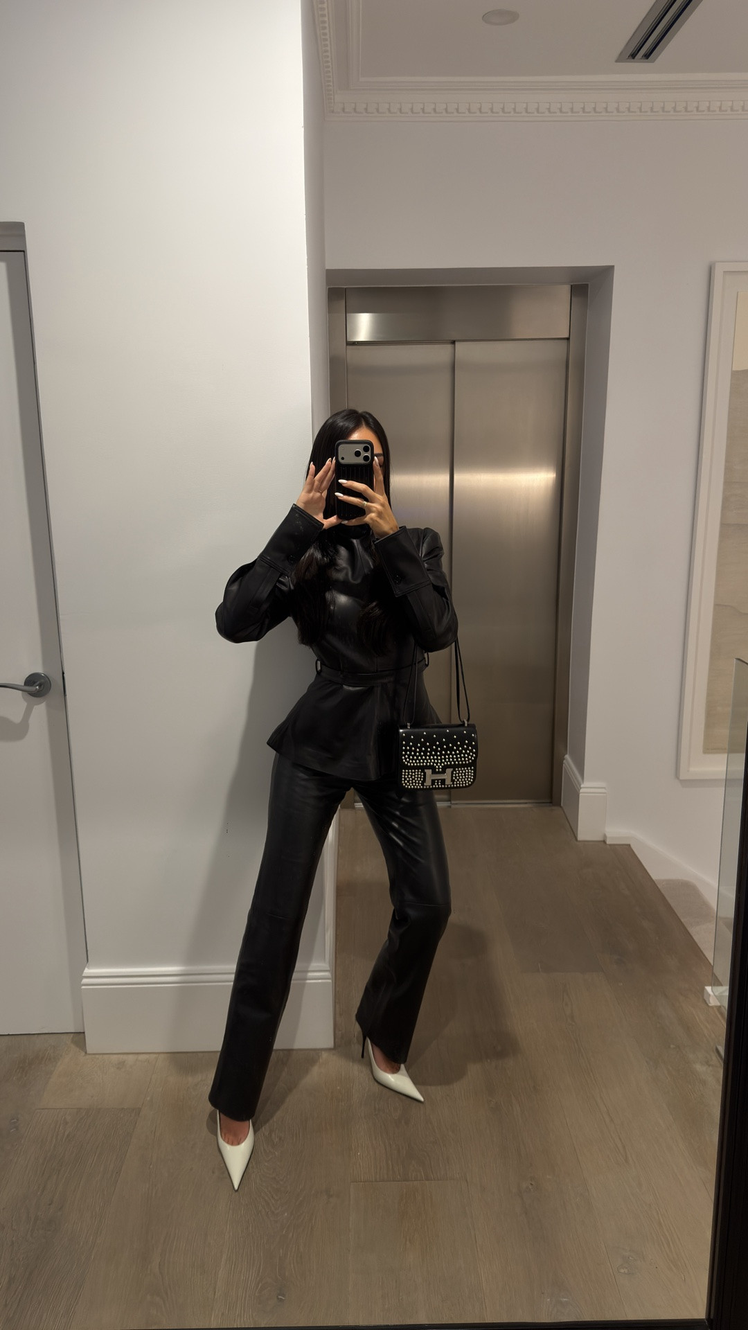 Leather on leather moment 

Size 6 in both top and bottom

#LTKaustralia #LTKwinter #LTKdatenight