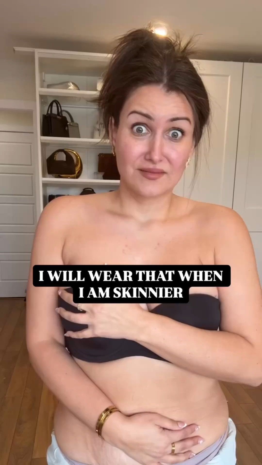 I used to say “I’ll wear this when I’m skinnier.”
But that mindset? It just repeats itself.

So I broke the pattern.

This is me right now. Size 12. Soft belly. Stretch marks. Cellulite. Arms that jiggle. 

A body that’s lived, grown, and carried me through everything. And guess what? She deserves to wear the outfit today, not “someday.”

Confidence isn’t a size. It’s a decision.
And I’m done waiting.

Here are a few outfits I feel amazing in not because my body changed, but because my mindset did 💫

comment ACCEPT for direct links to your inbox 📨 


Coupon Code:
FCCA3nikkisalrod957

Denim colour: navy denim blue
#BodyConfidence #MidSizeStyle #WearTheOutfit #ootd #springfashion

#LTKsummer #LTKstyletip #LTKmidsize