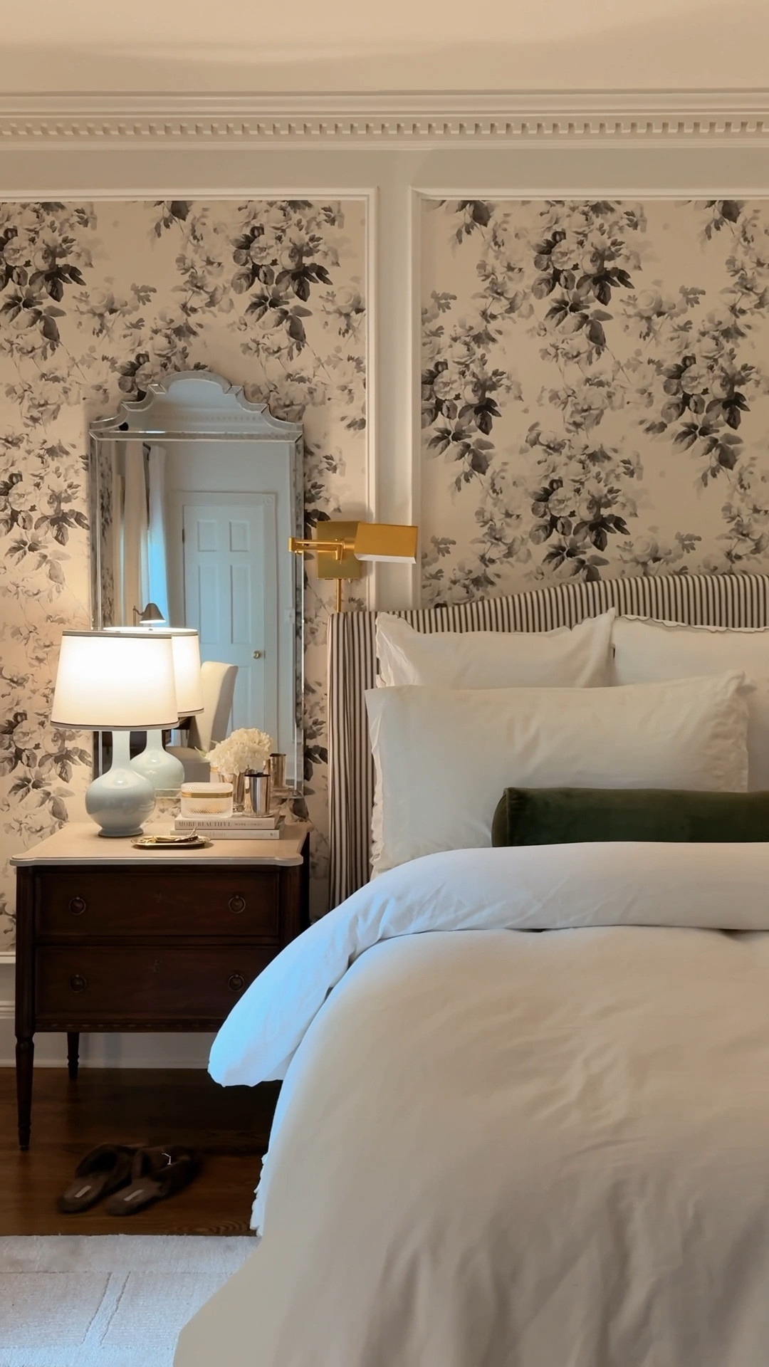 The final chapter of our bedroom is complete 🤍🖤