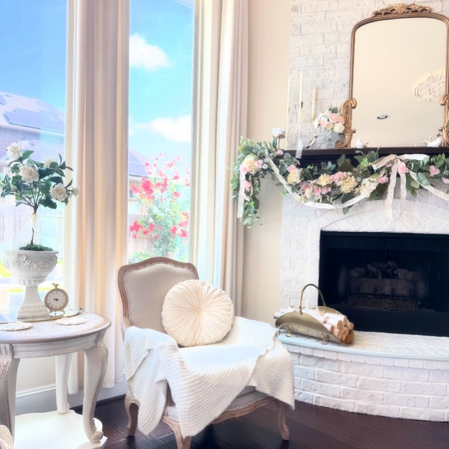 Cozy corner vibes 🤍 This sweet little round accent pillow is on sale!! Perfect for softening up any space. 
#HomeDetails #FrenchCountryStyle

🤍





🤍















🤍



#LTKHome #LTKSaleAlert