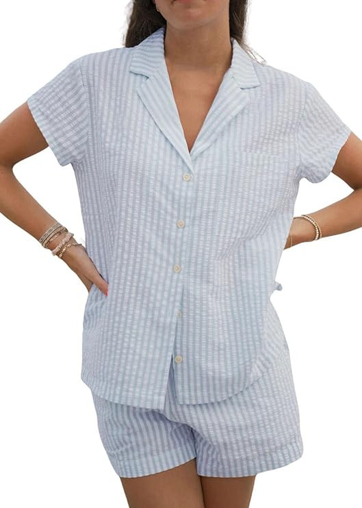 Womens Striped Pajama Set Cute Heart Pjs Sleepwear Short Sleeve Shirt and Shorts Set | Amazon (US)