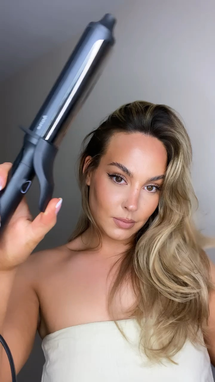 Loose summer waves with the soft curl tong 💕  

#LTKbeauty #LTKstyletip #LTKSeasonal