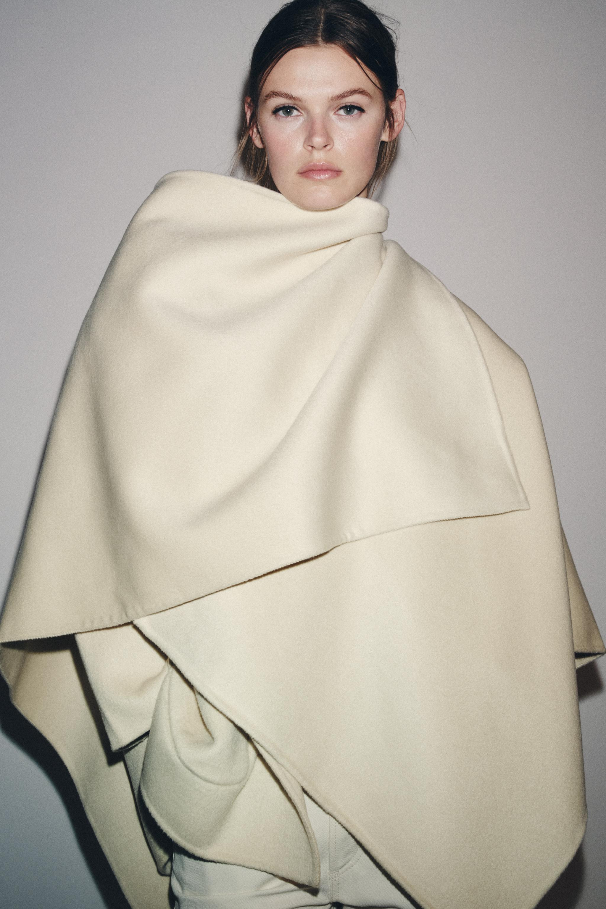 We use first-party and third-party cookies to understand how our online store is used and to be a... | Zara UK