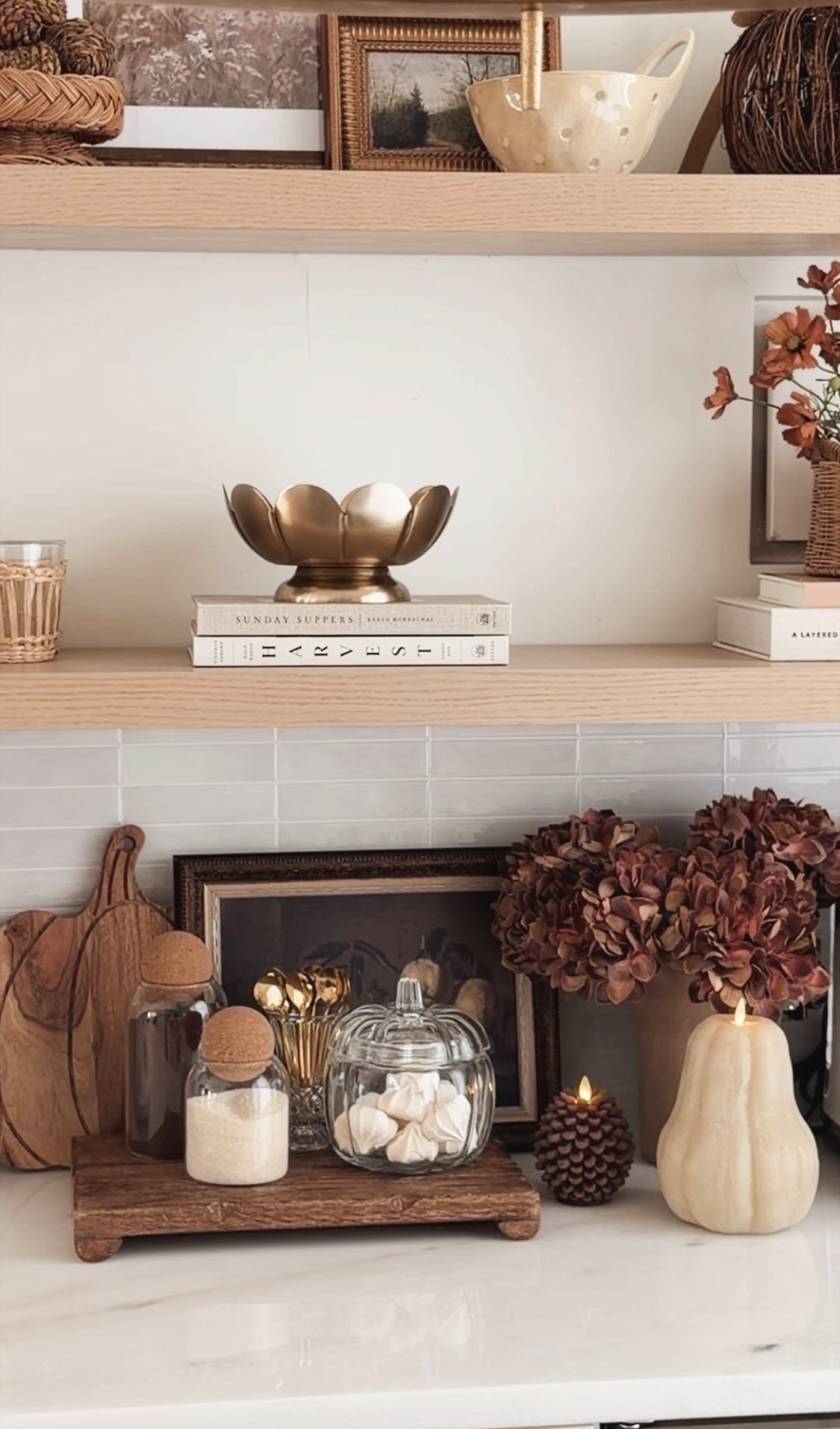 Fall coffee bar. Fall shelves, fall decorations