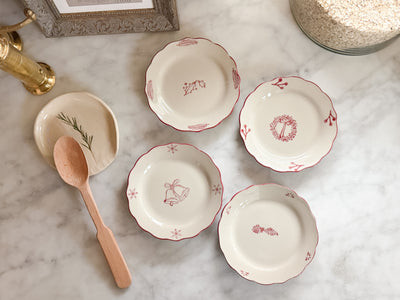 Scalloped Christmas Dessert Plates, Set of 4 | Cottage and Key