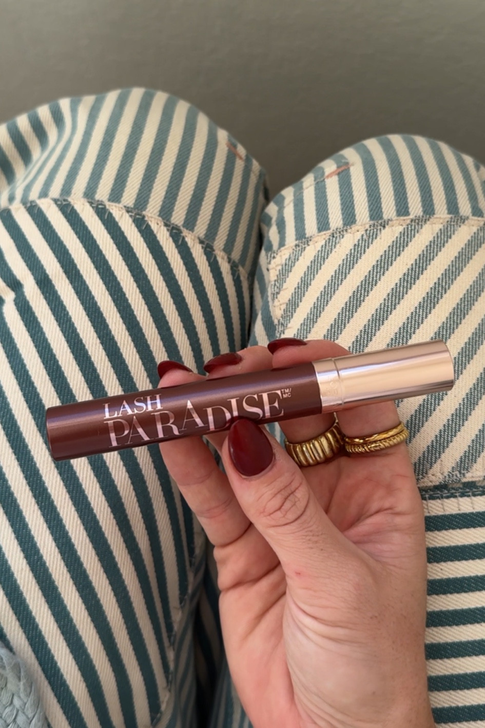 #ad fav @lorealparisusa lash paradise mascara from @target in latte brown! #LashParadise #LOrealParisPartner #LOrealParisMakeup #LOrealParisCosmetics #TargetPartner #Target @Shop.ltk #liketkit