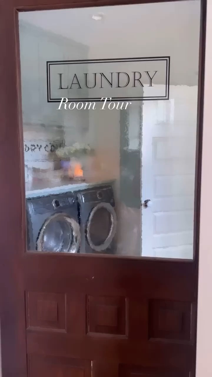 Laundry room tour

Laundry room  Household decor  Household finds  Essentials  Laundry room must haves  Home decor  Home essentials  Home finds  Farmhouse style  AllieCrowe  Farmhouse4010



#LTKHome