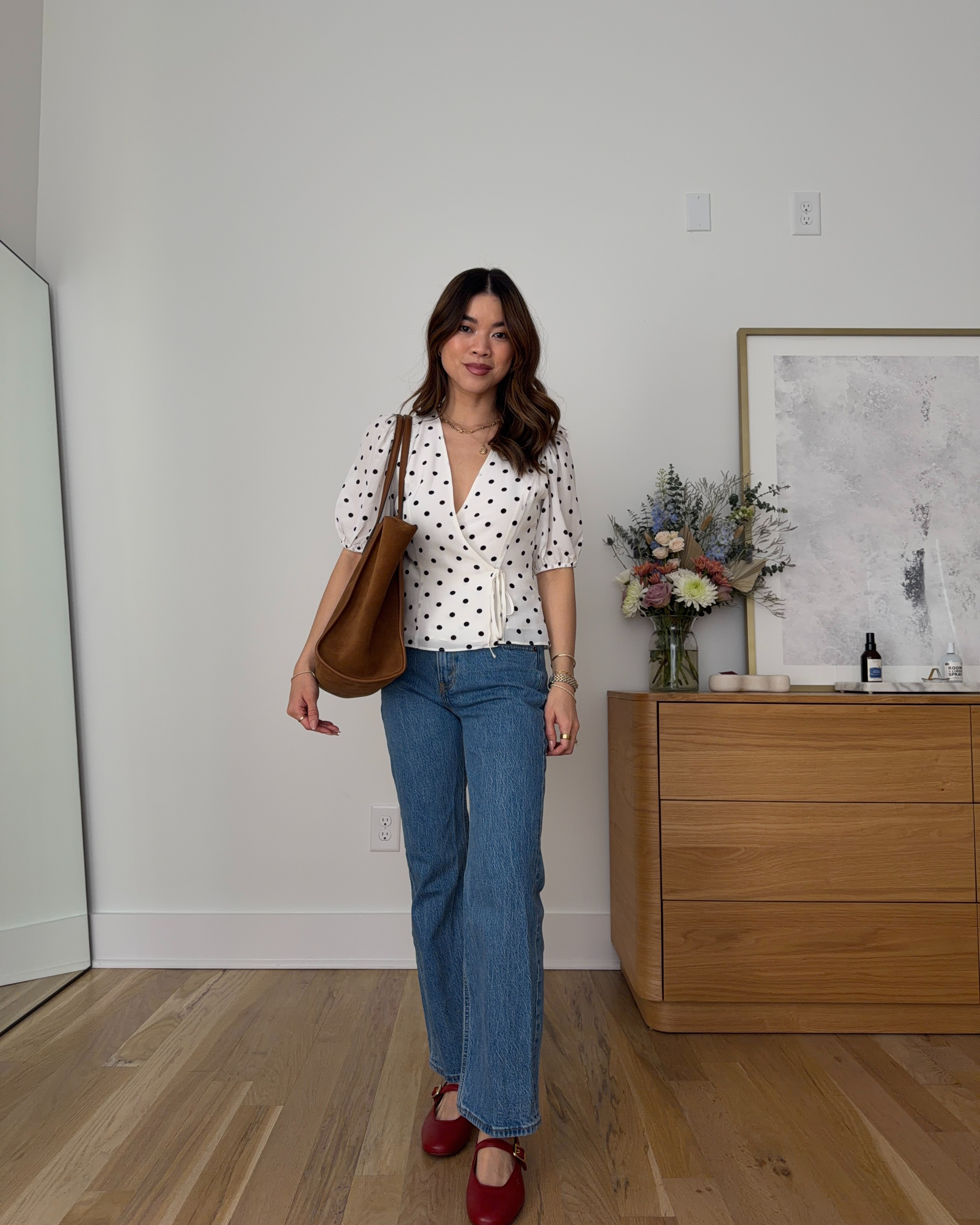  Sizing info:
• jeans size 24 extra short in medium
• blouse size XS

petite fashion, get dressed with me, outfit inspiration, ootd, nashville outfit, Nashville influencer, petite style, vacation style, casual outfits, mom style, petite pants, spring outfits, spring outfit info, spring pants, spring outfit idea, spring top, spring bag, spring sweater, spring shoes, jeans, medium wash jeans, everyday jeans, Abercrombie jeans, spring blouse, polkadot blouse 

 

#LTKPetite #LTKSeasonal #LTKootd