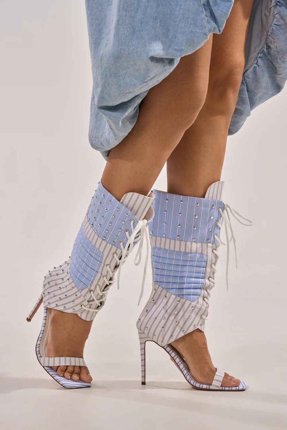 AKIRA GOLD ALBERTO BLUE STRIPE PATTERN GLADIATOR STILETTO | AKIRA
