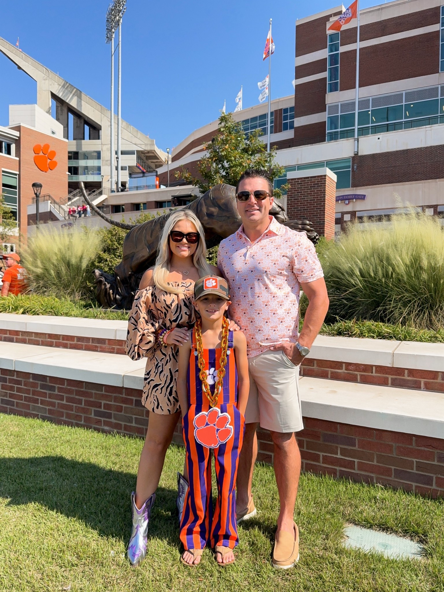 Gameday style! 

#LTKFamily #LTKSeasonal #LTKFindsUnder100