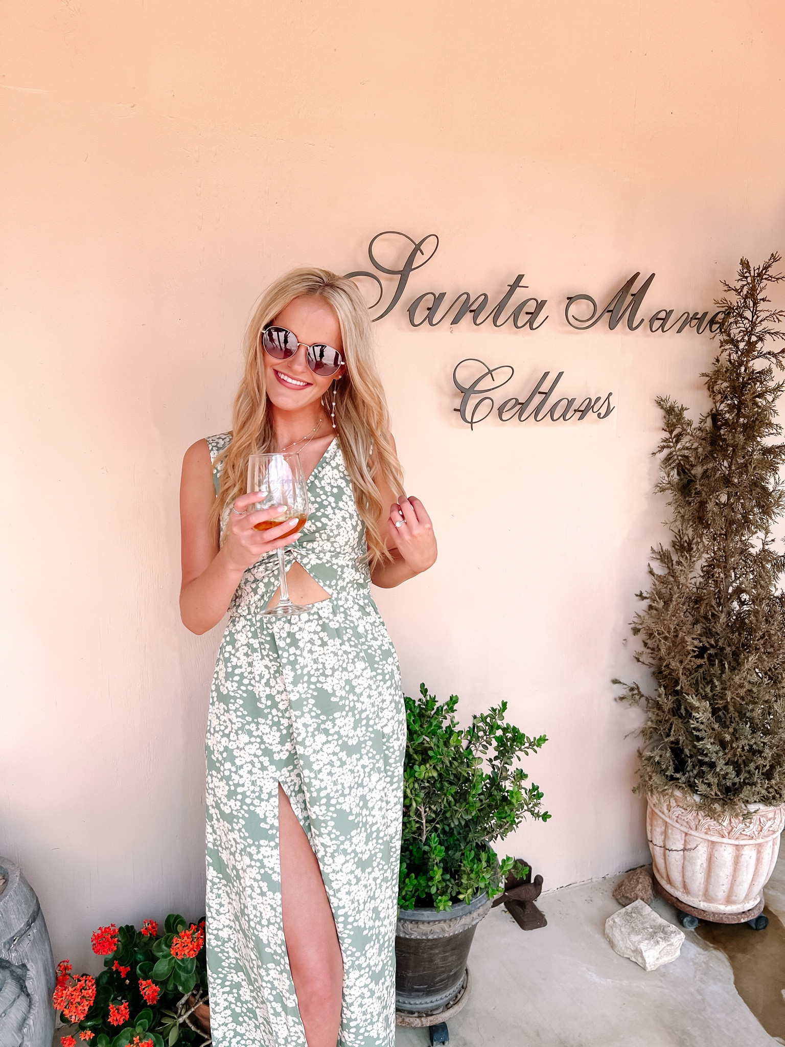 The best summer winery outfit. Perfect for bachelorette trips or just wine tasting with the girls. I work this on my bach trip and got some many compliments! 

#LTKFind #LTKbeauty #LTKstyletip