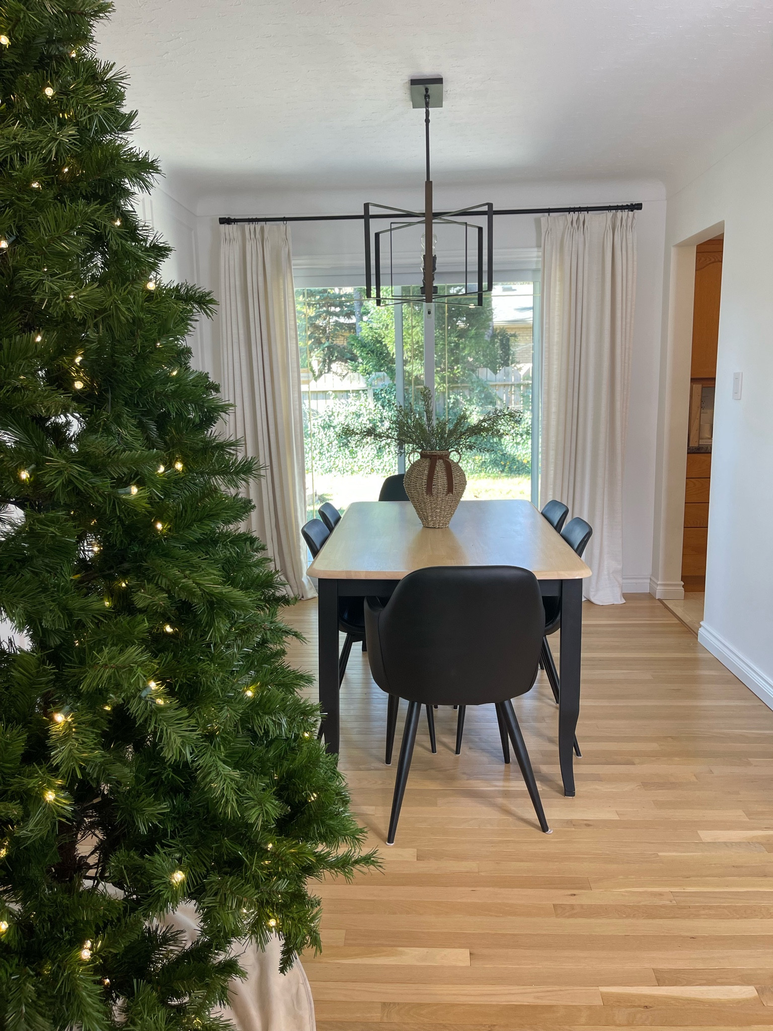 50% off target Christmas trees - whaaaaat!! 

#LTKSeasonal #LTKHoliday #LTKHome