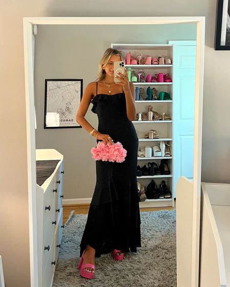 Fall wedding guest black tie dress. Code MCKENZ20 for 20% off your first purchase. 💕