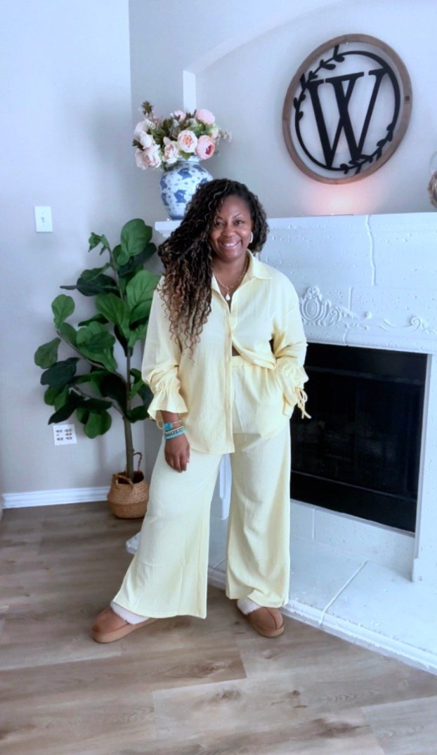 Homeschool ootd🌼🩵

#LTKmomlife #LTKootd