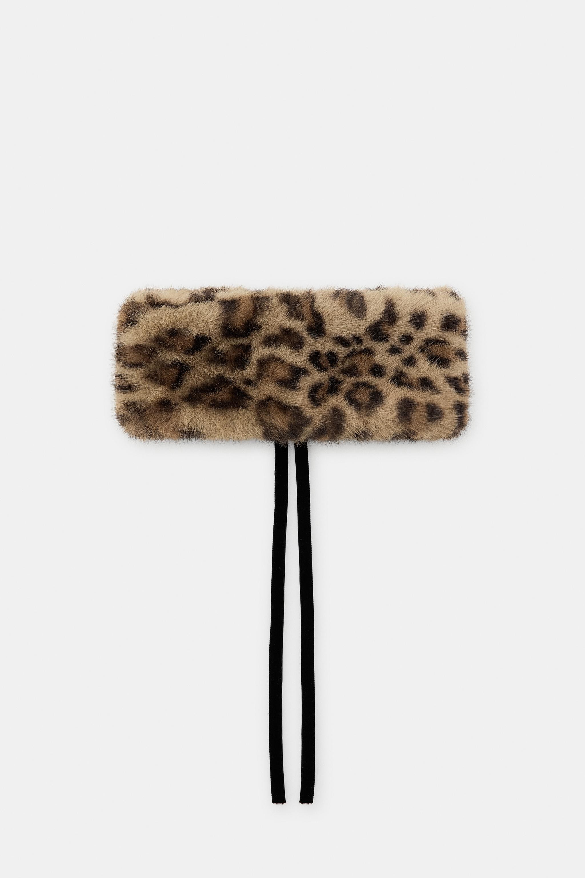 ANIMAL PRINT FAUX FUR NECK WARMER | Zara US