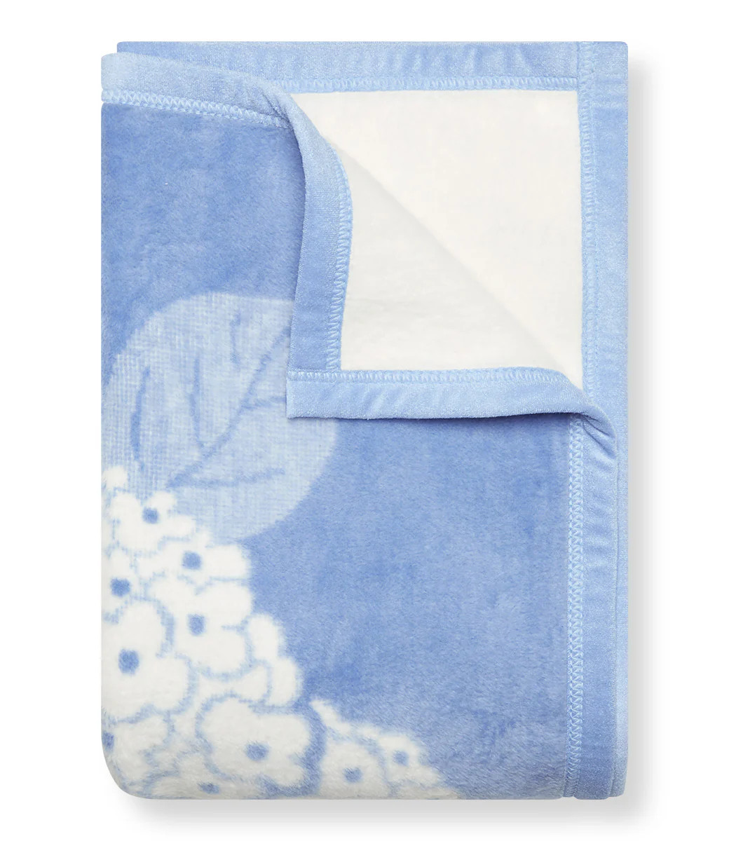 Hydrangeas Light Blue Midi Blanket | ChappyWrap