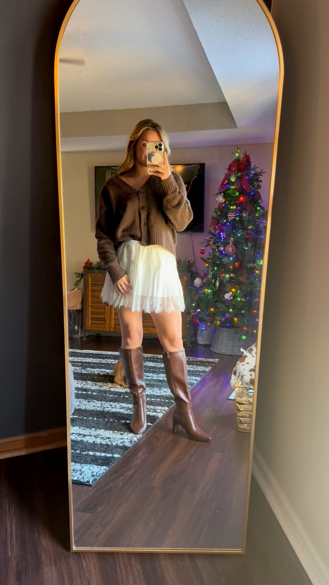 holiday look!!!

#LTKmomlife #LTKStyleTip #LTKHoliday