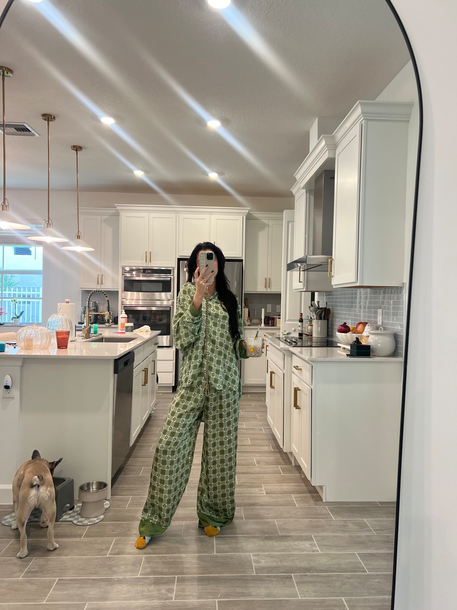 In love with this Free People sleepwear set 💚 linked this exact set + some of my other favorite patterns I will be ordering🤭 