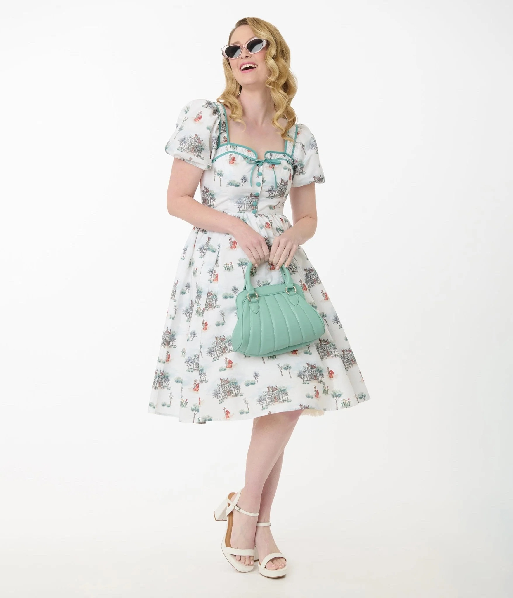 Here are some super cute lady & the Tramp looks from Uniquely vintage!! The first dress is my favorite!!

Disney outfits 
Disney style 
Disney adult 

#LTKPlusSize #LTKStyleTip #LTKMidsize