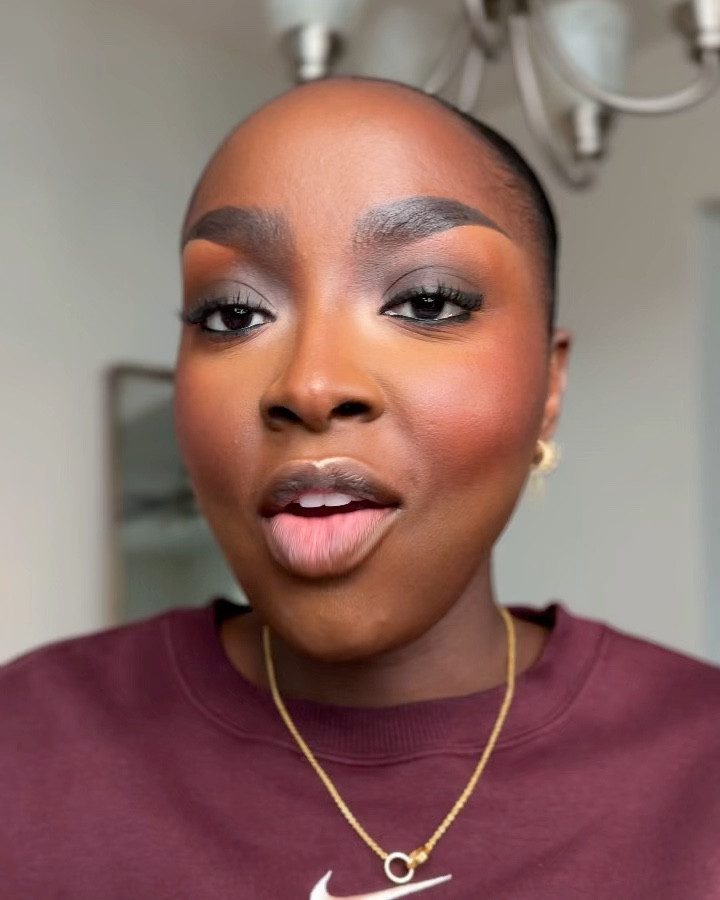 Now this is a good nude lip combo!