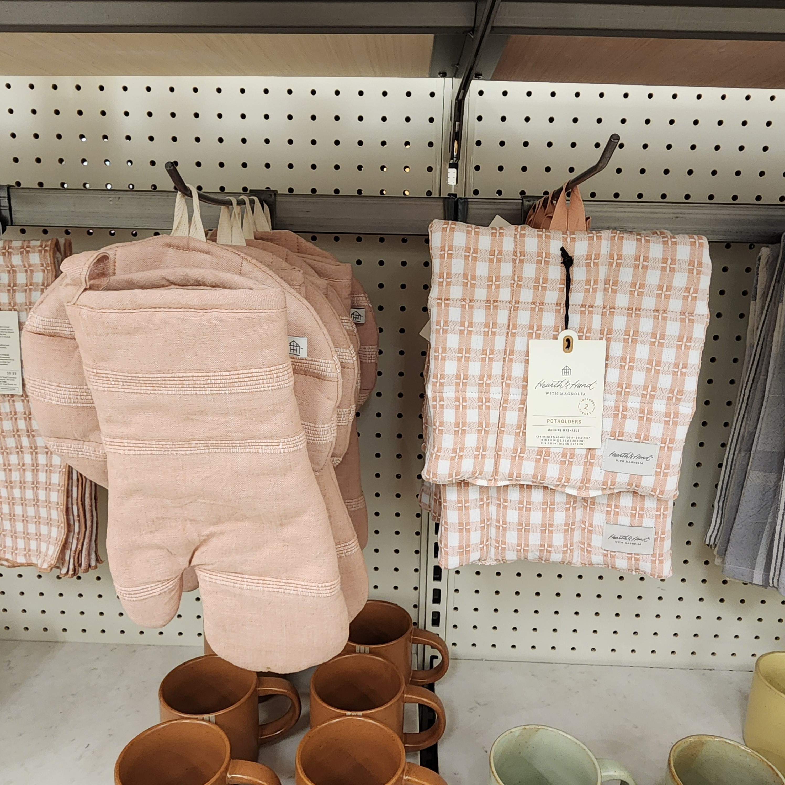 New at Target! Hearth & Hand with Magnolia Potholder Set & Oven Mitt Set in Blush.

#LTKMostLoved #LTKHome #LTKFindsUnder50