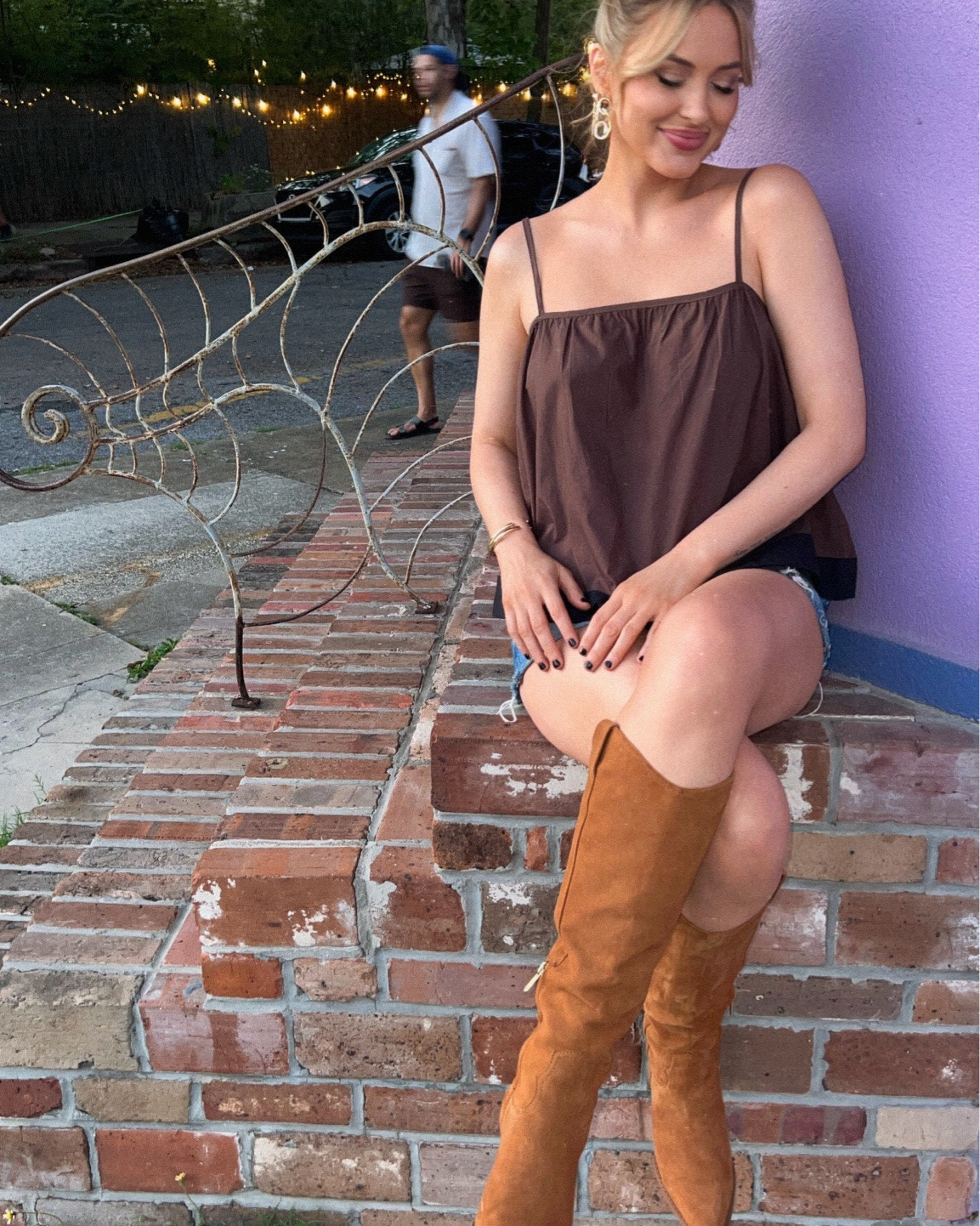 The exact top, shorts, boots, & jewelry I wore to Jazz Fest are linked below! I also linked some boots that are similar if your size isn’t available in the Sam Edelman boots that I’m wearing! 🫶🏻 This cotton Parker top & BDG shorts are the perfect summer fit! I love a flowy summer top! 🤎

#LTKootd #LTKU