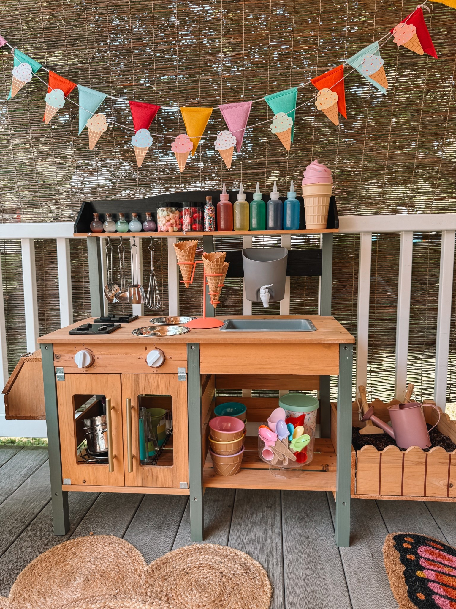 ICE CREAM SHOP mud kitchen 🍦 

#LTKSummerEdit #LTKKids #LTKFamily