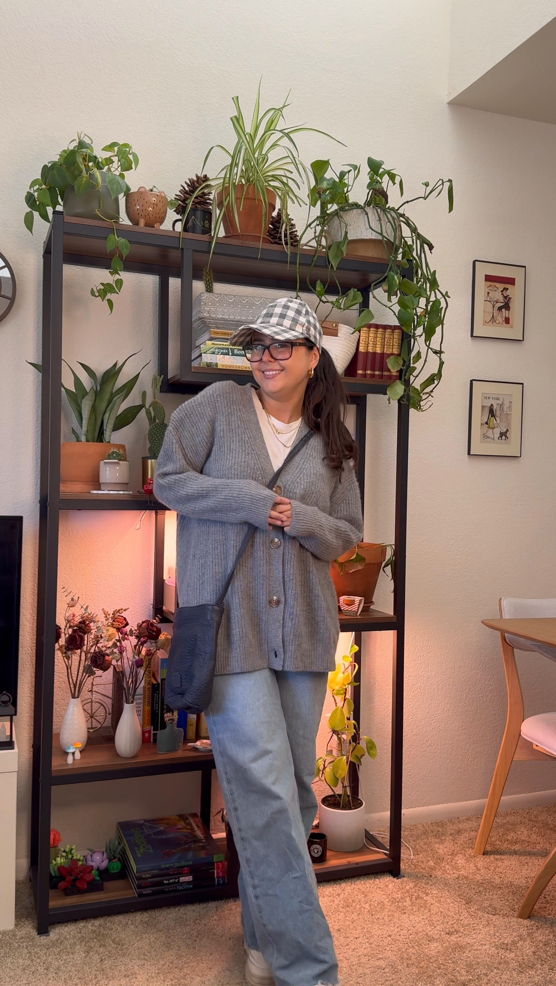 oversized cardigans might be my favorite thing 🍂☕️

#LTKStyleTip #LTKSeasonal #LTKVideo